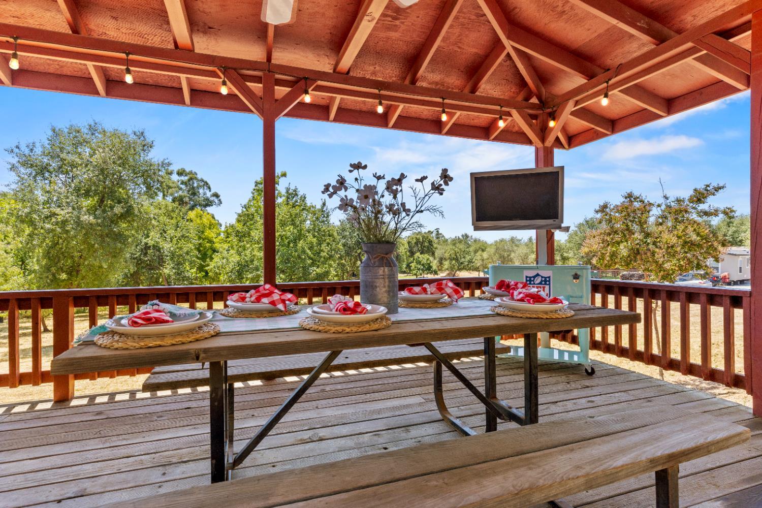 Lincoln, California, 95648, United States, 3 Bedrooms Bedrooms, ,2 BathroomsBathrooms,Residential,For Sale,1904345