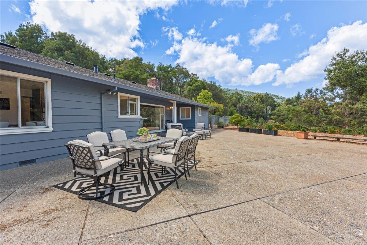 Los Gatos, California, 95030, United States, 4 Bedrooms Bedrooms, ,3 BathroomsBathrooms,Residential,For Sale,1941667