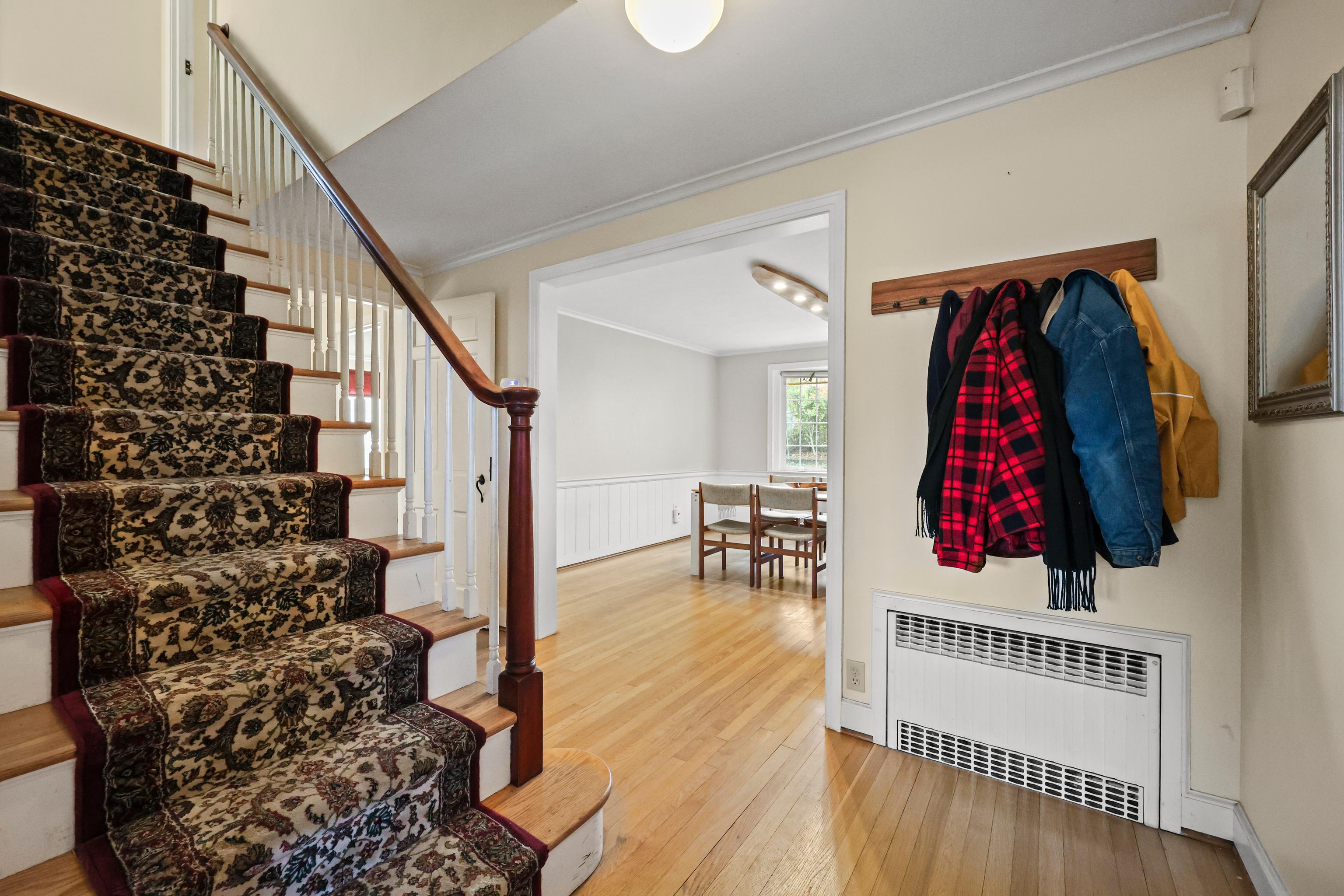 West Hartford, Connecticut, 06110, United States, 4 Bedrooms Bedrooms, ,2 BathroomsBathrooms,Residential,For Sale,1990757