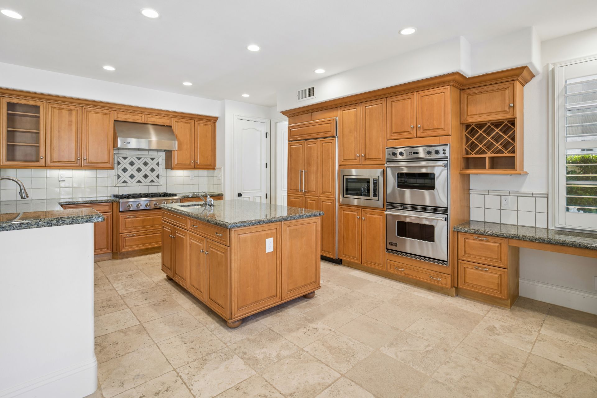 17 Colonial Drive, Newport Beach, CA 92660 - 物件實景