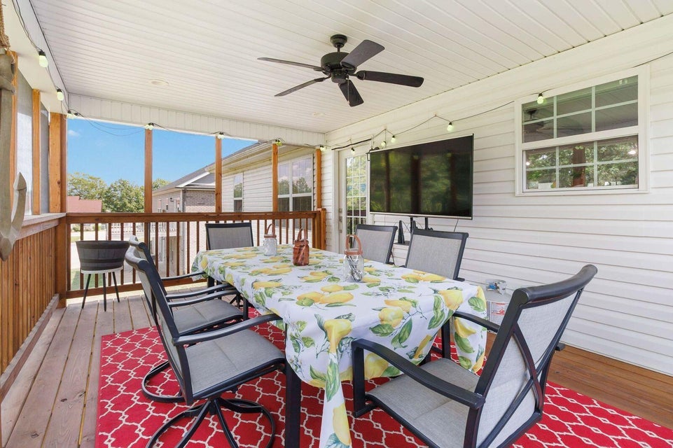 Somerset, Kentucky, 42503, United States, 4 Bedrooms Bedrooms, ,3 BathroomsBathrooms,Residential,For Sale,1981769