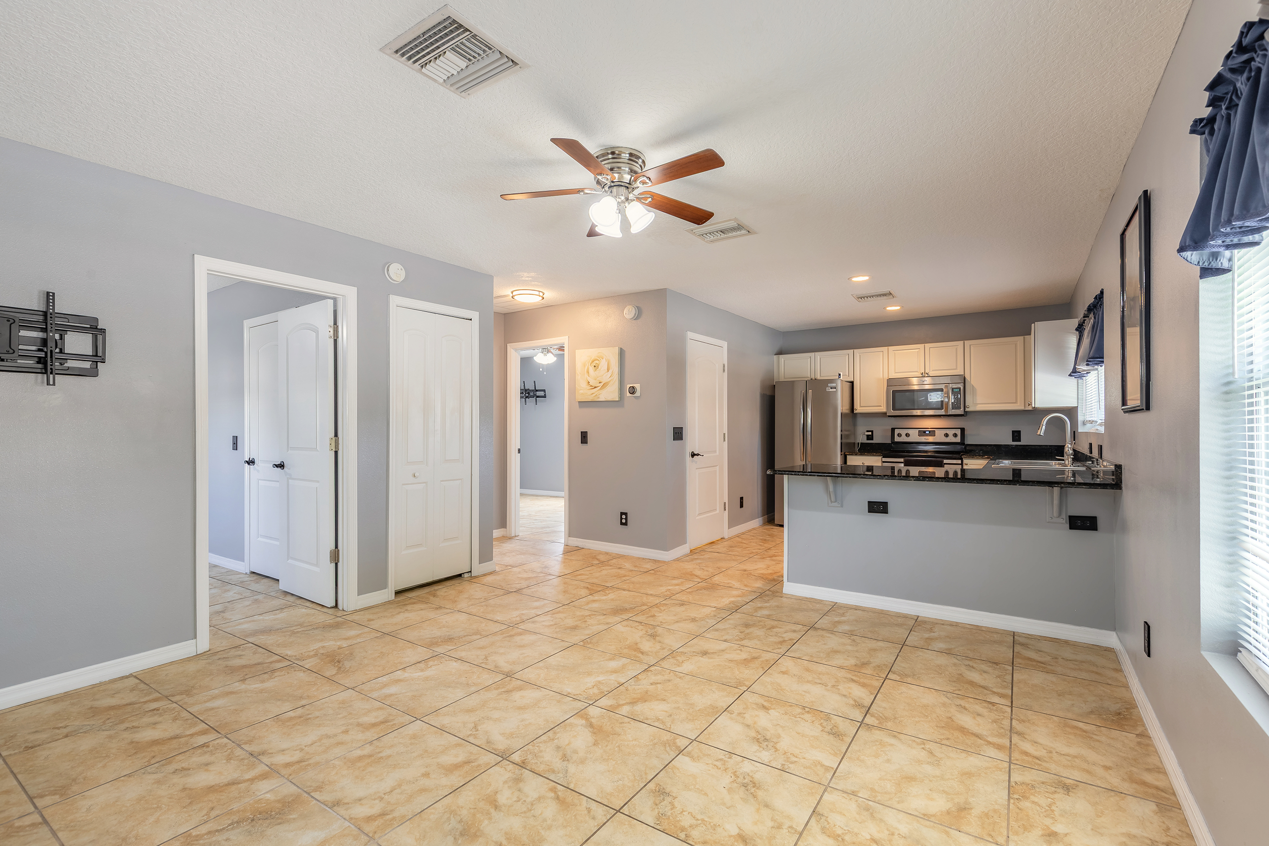 Daytona Beach, Florida, 32118, United States, 5 Bedrooms Bedrooms, ,3 BathroomsBathrooms,Residential,For Sale,1982545