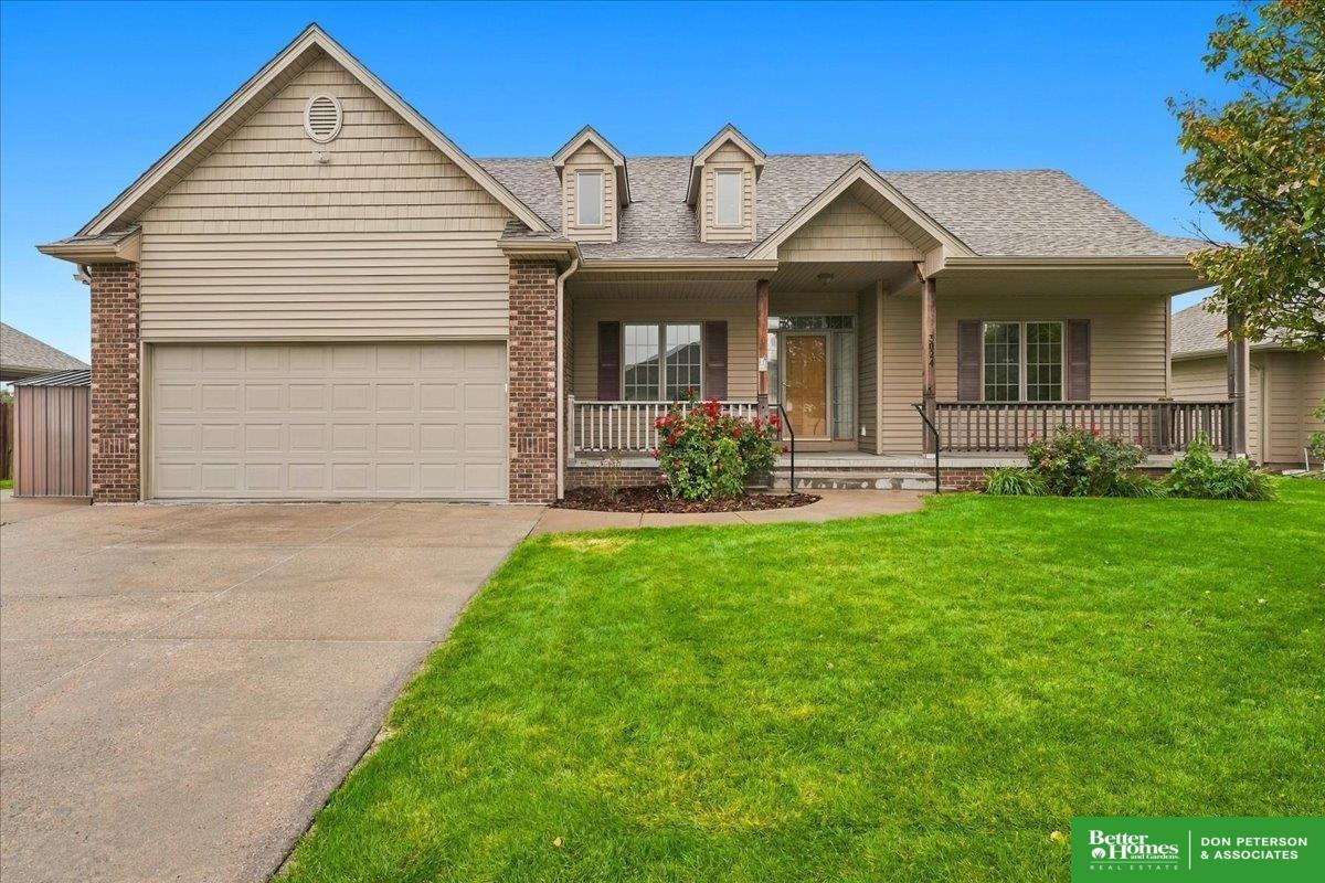 Peterson Ave, Fremont, NE 68025