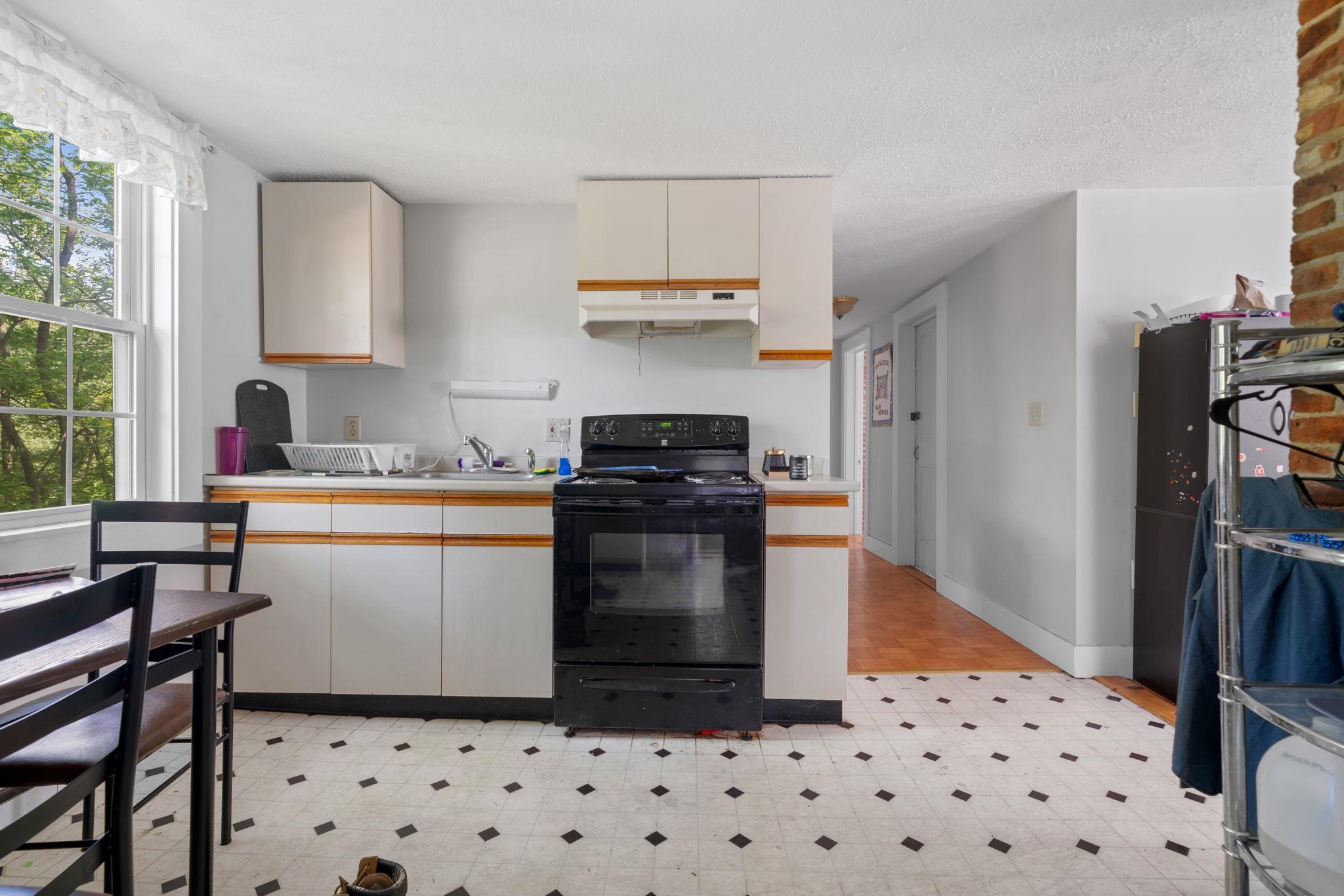 Milford, New Hampshire, 03055, United States, ,Residential,For Sale,1919626