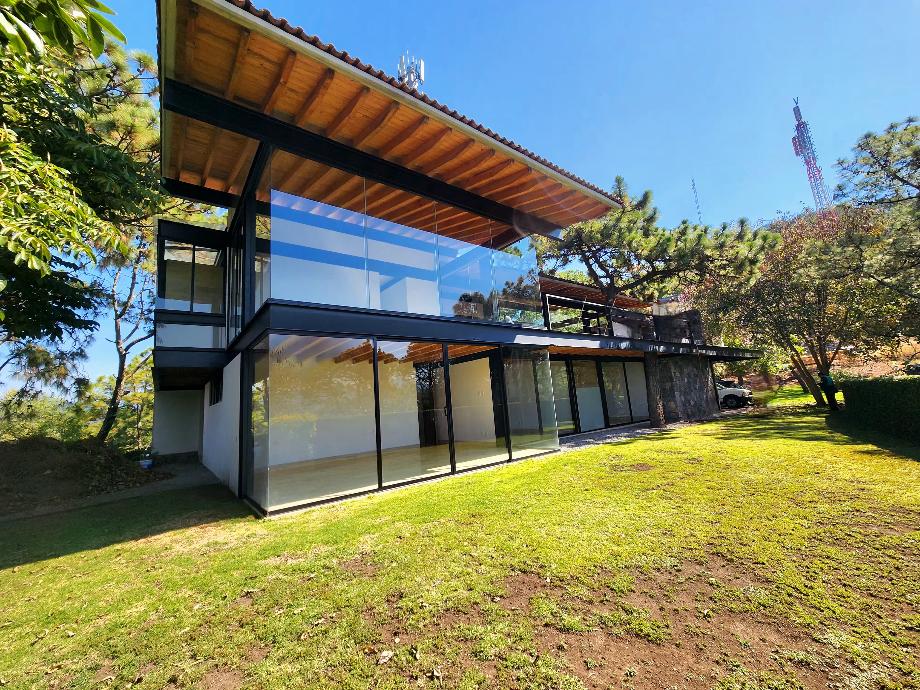 Valle de Bravo, Estado de México, 51200, Mexico, 4 Bedrooms Bedrooms, ,4 BathroomsBathrooms,Residential,For Sale,1722310
