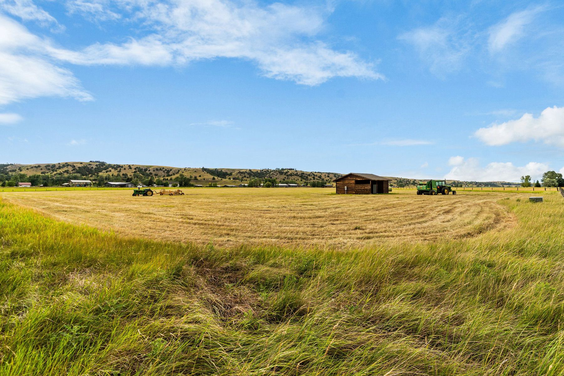  1687 Cottontail Rd - 物件實景