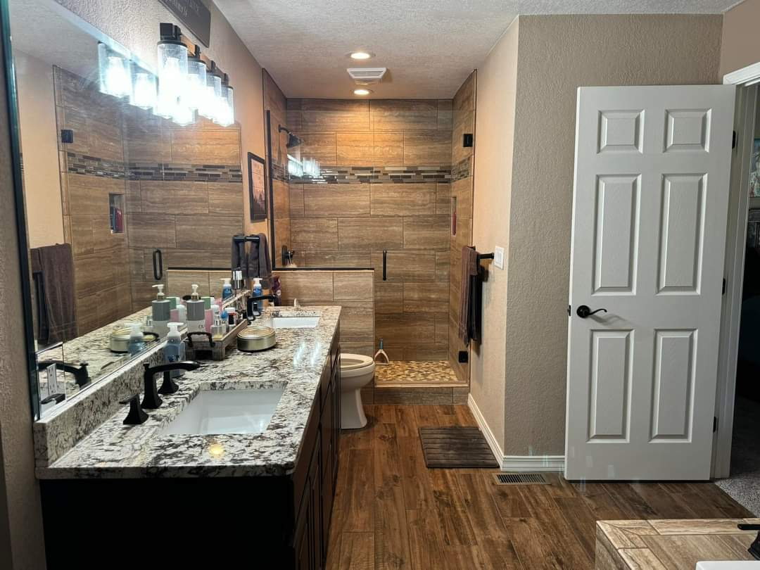 Ruidoso, New Mexico, 88345, United States, 3 Bedrooms Bedrooms, ,2 BathroomsBathrooms,Residential,For Sale,1998115