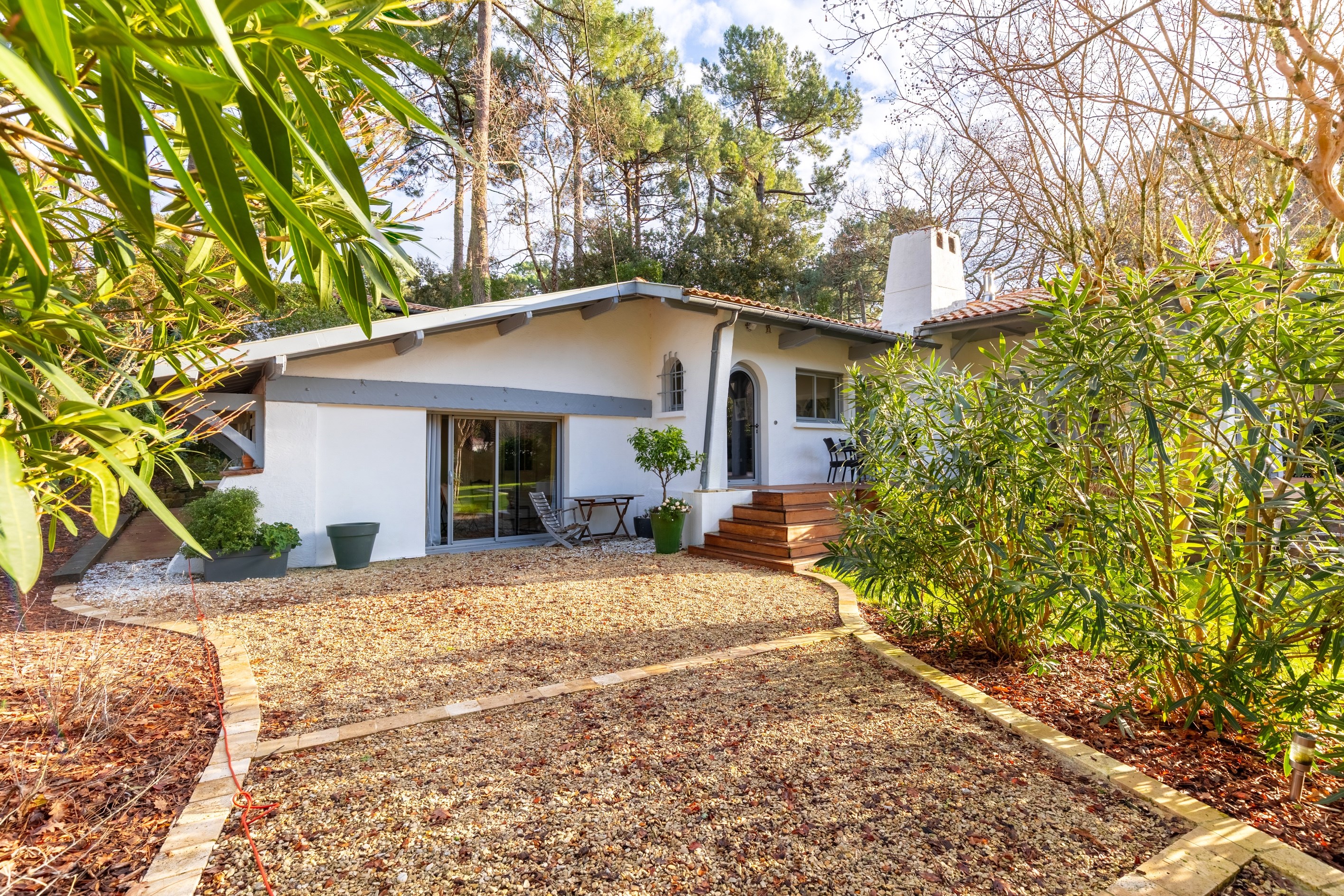  ARCACHON - LES ABATILLES - ELEGANT GAUME VILLA WITH SWIMMING POOL - 物件實景