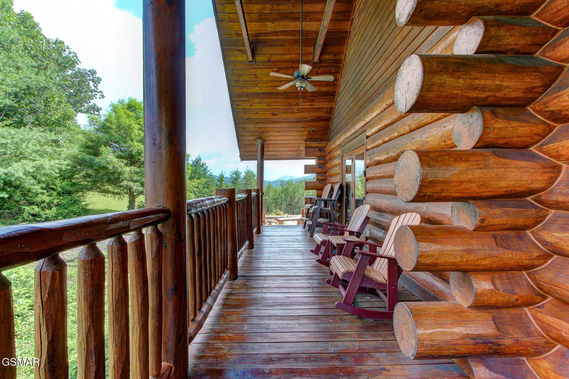 Sevierville, Tennessee, 37876, United States, 3 Bedrooms Bedrooms, ,5 BathroomsBathrooms,Residential,For Sale,1976203