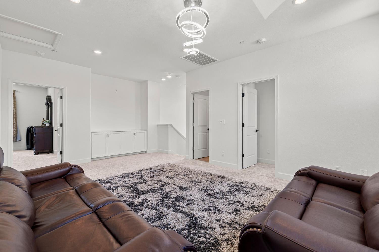 Elk Grove, California, 95757, United States, 4 Bedrooms Bedrooms, ,3 BathroomsBathrooms,Residential,For Sale,1879149