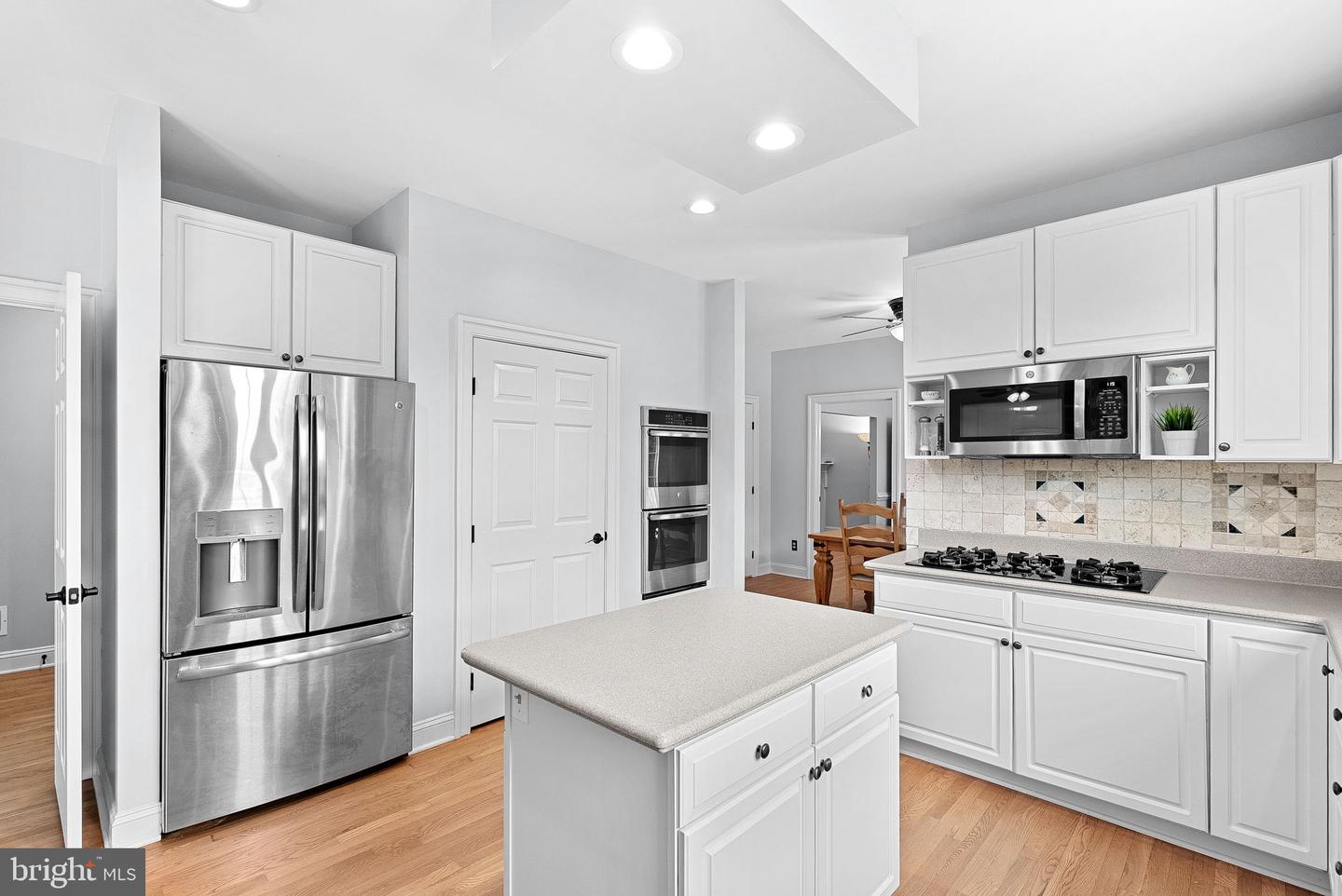 Waterford, Virginia, 20197, United States, 5 Bedrooms Bedrooms, ,4 BathroomsBathrooms,Residential,For Sale,1940957