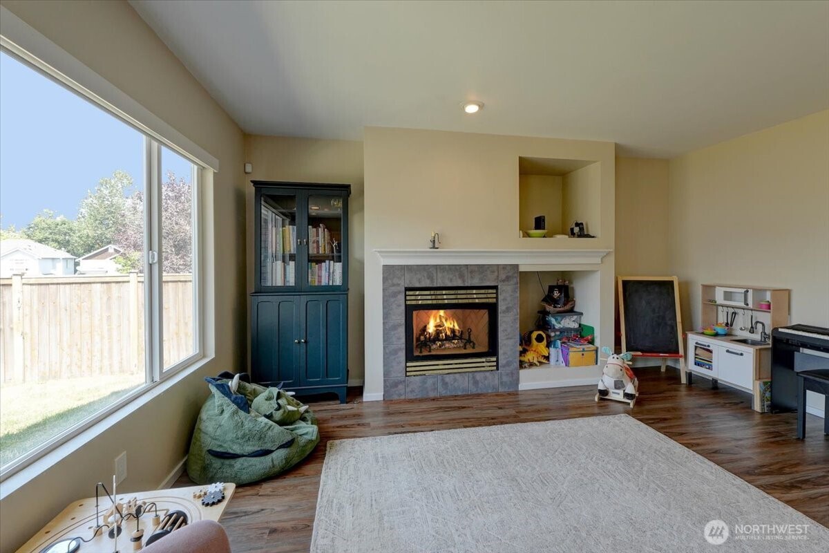 Auburn, Washington, 98092, United States, 4 Bedrooms Bedrooms, ,3 BathroomsBathrooms,Residential,For Sale,1902286