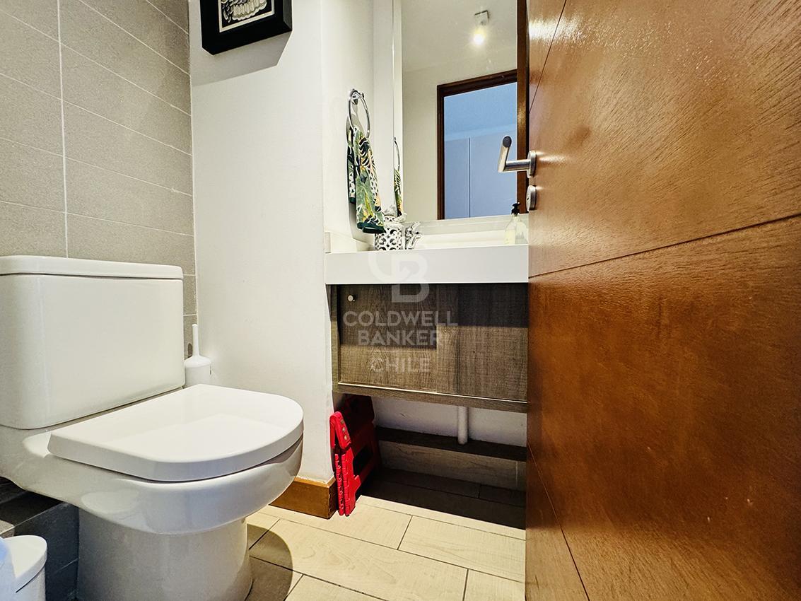 Lo Barnechea, Chile, 4 Bedrooms Bedrooms, ,4 BathroomsBathrooms,Residential,For Sale,1965177