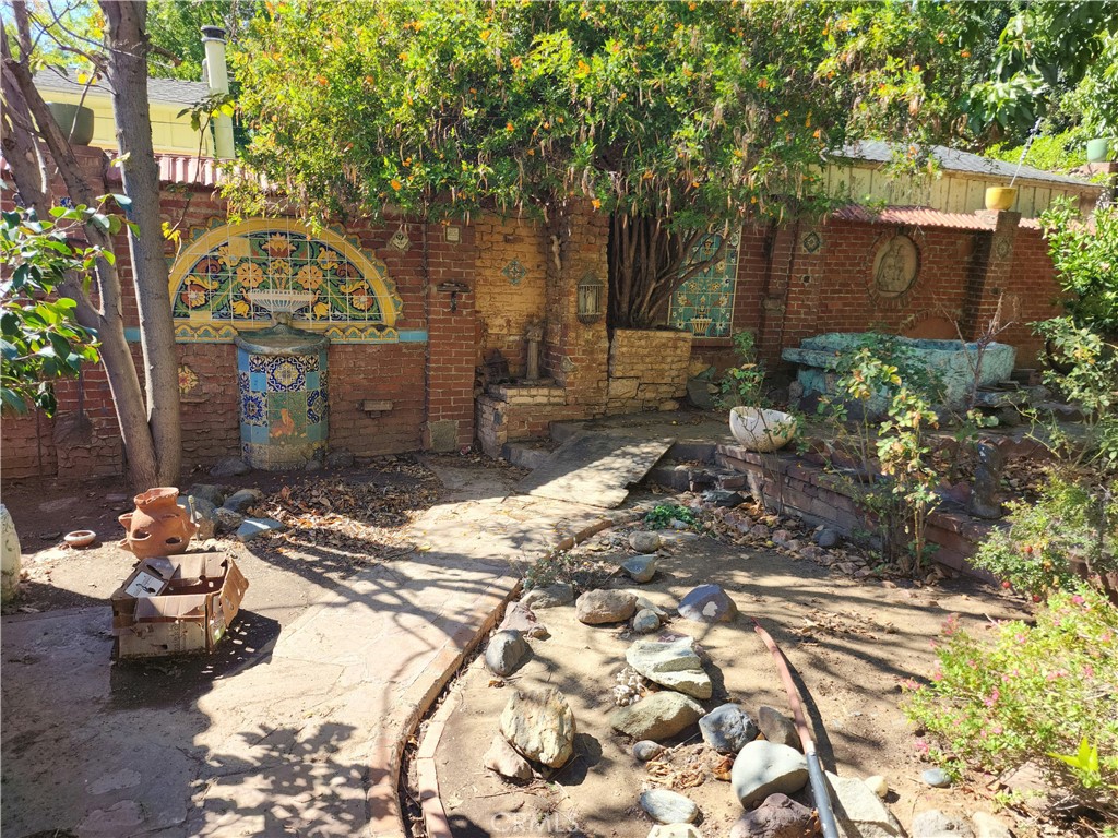 Riverside, California, 92501, United States, 4 Bedrooms Bedrooms, ,2 BathroomsBathrooms,Residential,For Sale,1966223