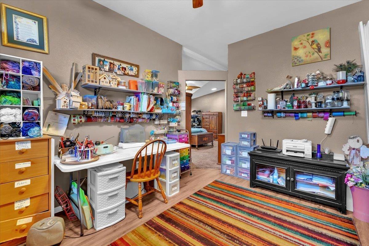 Gerber, California, 96035, United States, 4 Bedrooms Bedrooms, ,3 BathroomsBathrooms,Residential,For Sale,1927248