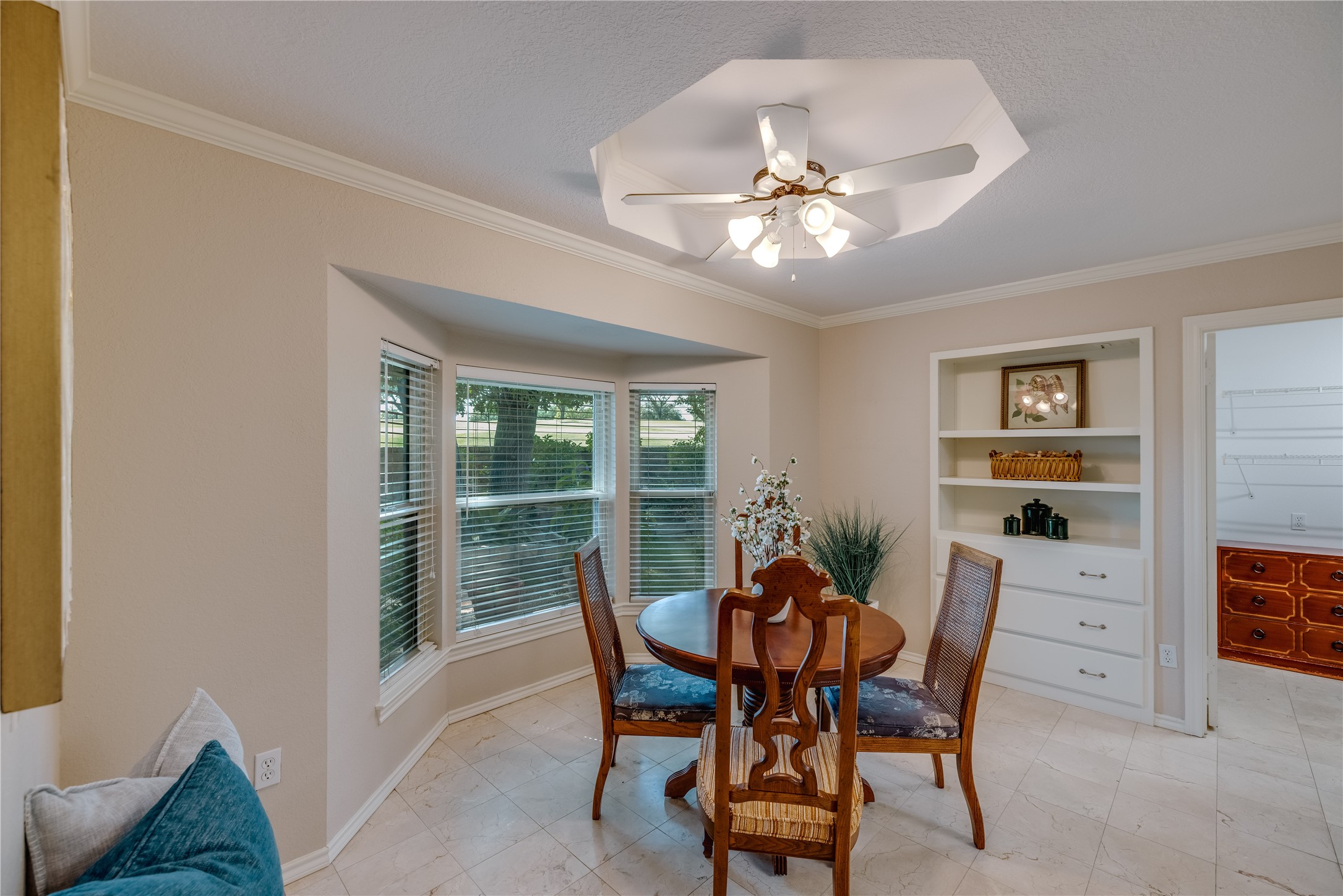 Fort Worth, Texas, 76116, United States, 4 Bedrooms Bedrooms, ,4 BathroomsBathrooms,Residential,For Sale,1926062