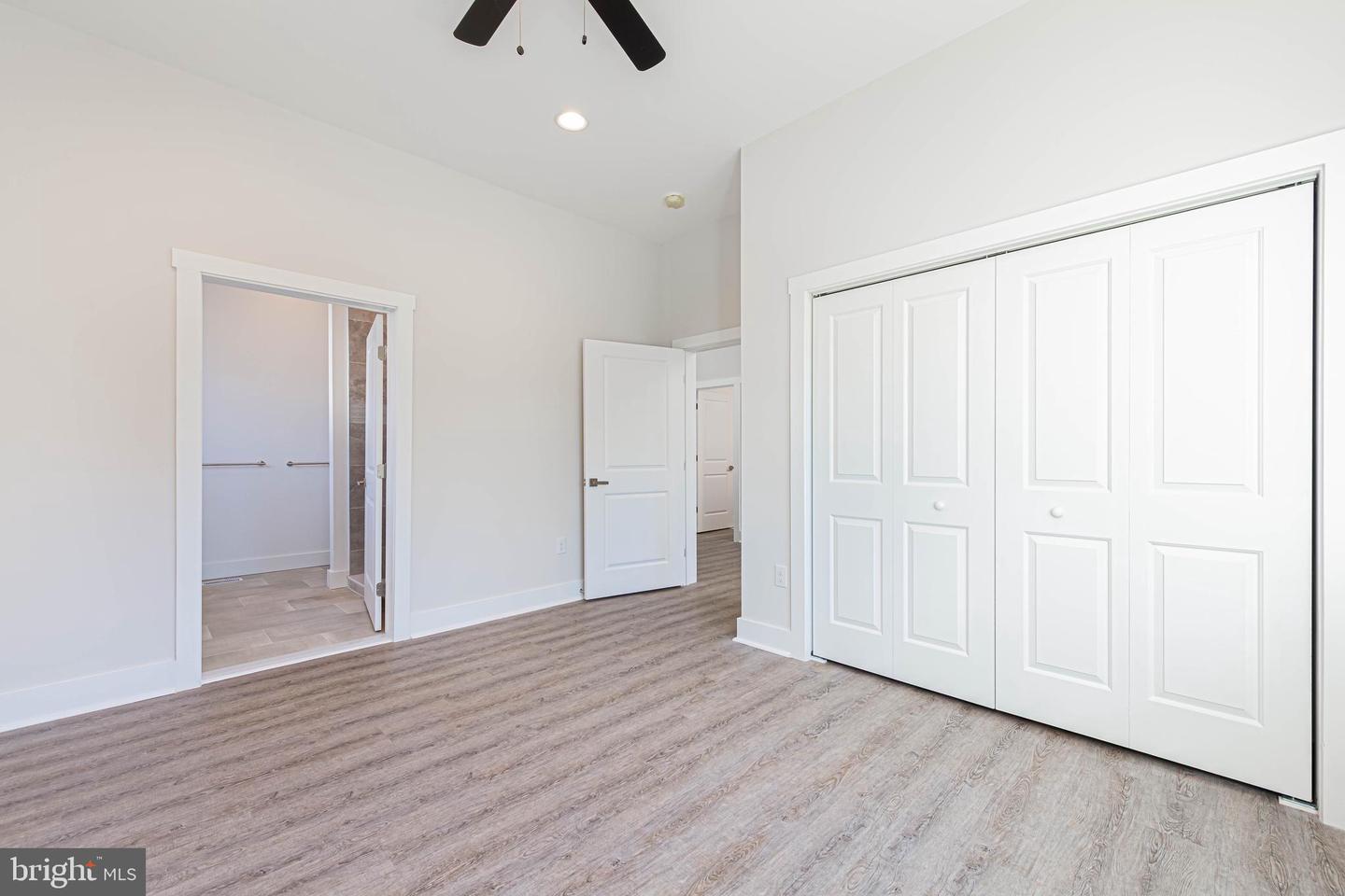 Ocean View, Delaware, 19970, United States, 5 Bedrooms Bedrooms, ,4 BathroomsBathrooms,Residential,For Sale,2002976