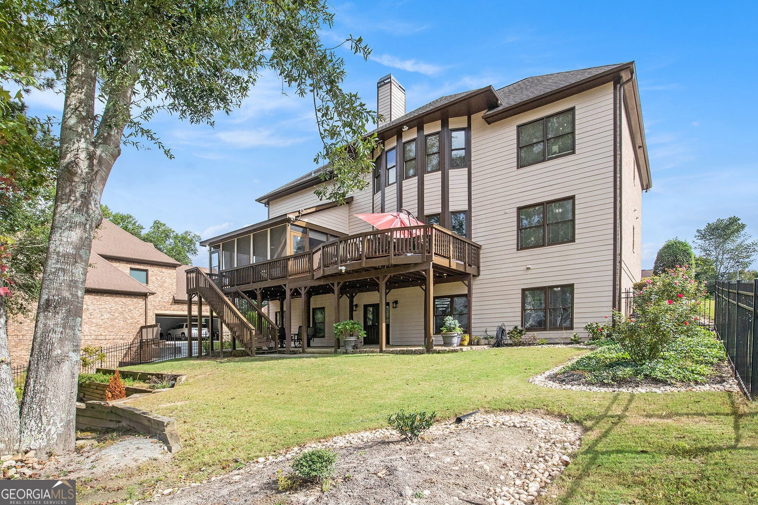 Buford, Georgia, 30519, United States, 7 Bedrooms Bedrooms, ,6 BathroomsBathrooms,Residential,For Sale,1960090