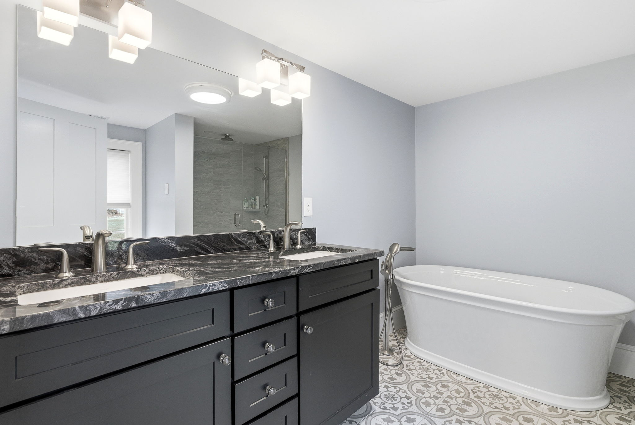  23 Old Manchester Road, Amherst, NH, 03031 - 物件實景