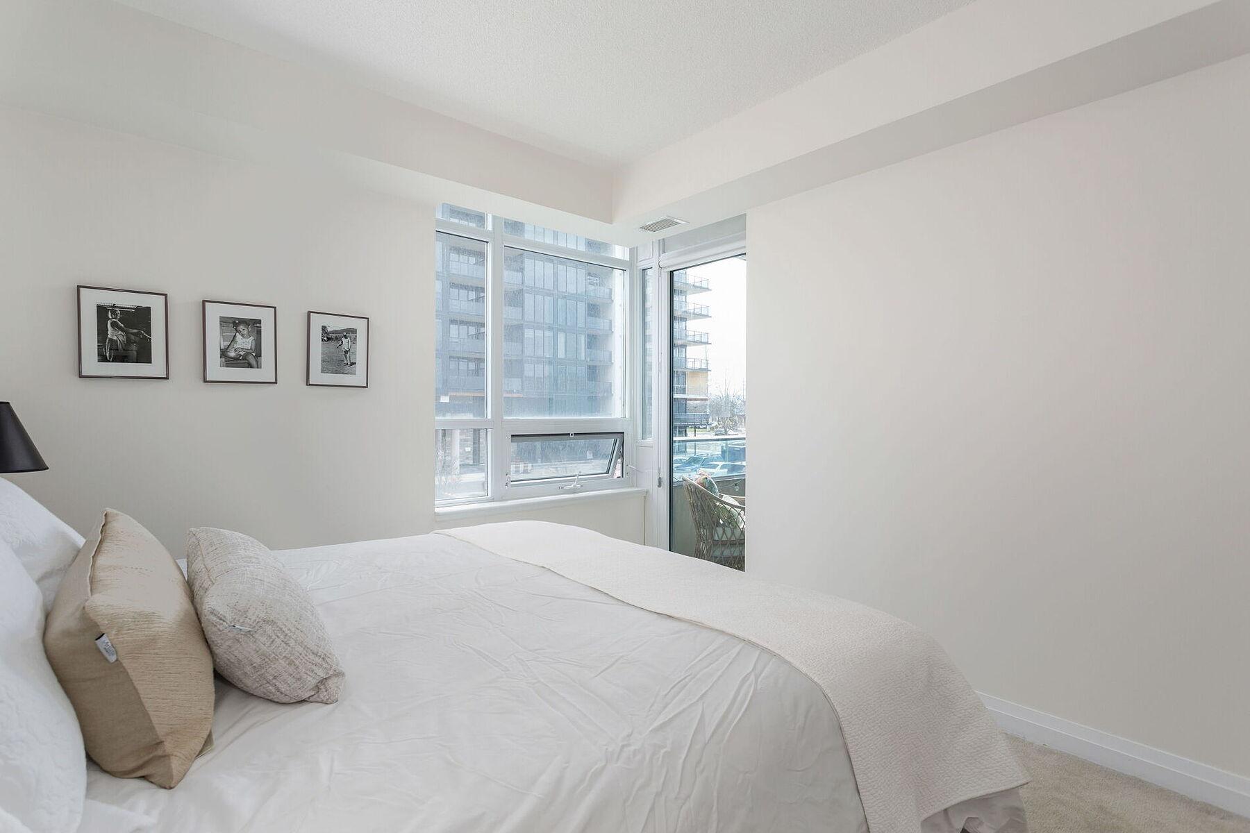  Spacious and Bright Condo - 物件實景