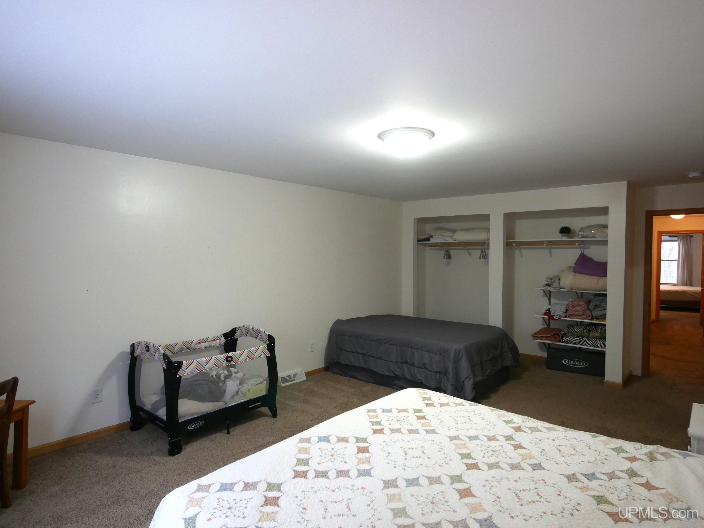 Houghton, Michigan, 49931, United States, 4 Bedrooms Bedrooms, ,3 BathroomsBathrooms,Residential,For Sale,1924380