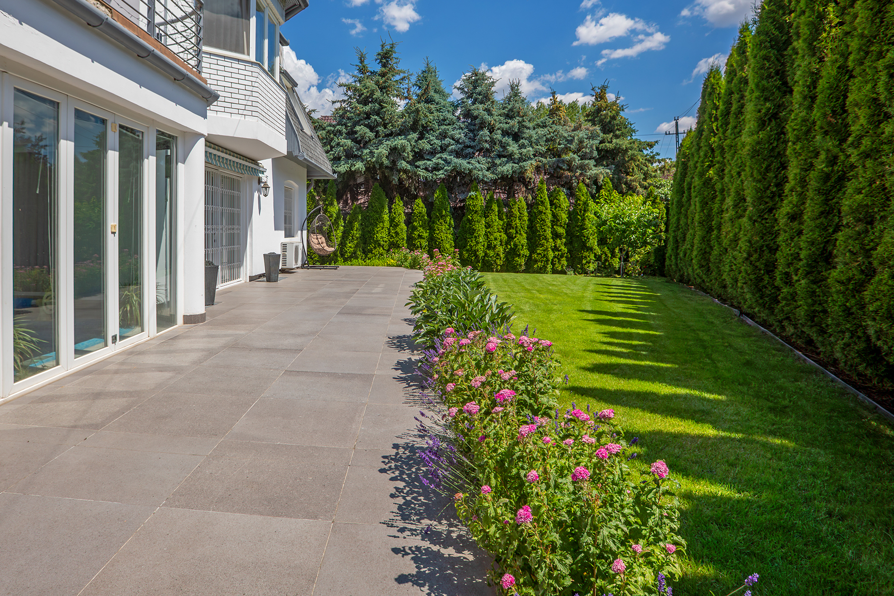  Exceptional Family Residence in an Elegant Residential Enclave of Budapest’s 16t - 物件實景