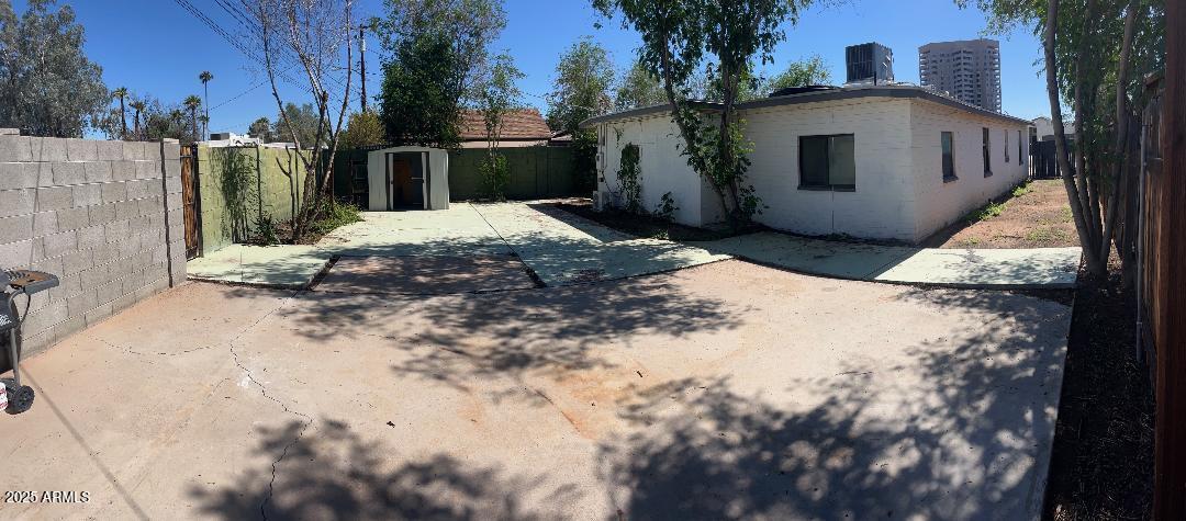 Phoenix, Arizona, 85014, United States, 3 Bedrooms Bedrooms, ,3 BathroomsBathrooms,Residential,For Sale,1985415