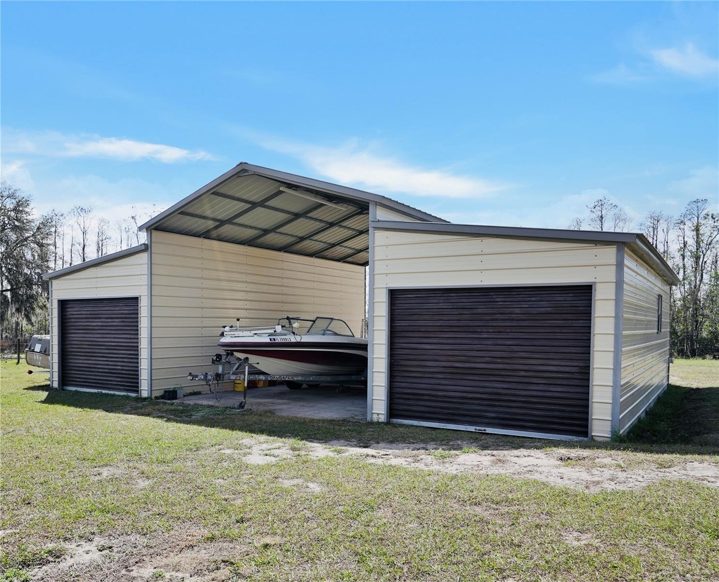 GROVELAND, Florida, 34736, United States, 5 Bedrooms Bedrooms, ,3 BathroomsBathrooms,Residential,For Sale,1707608
