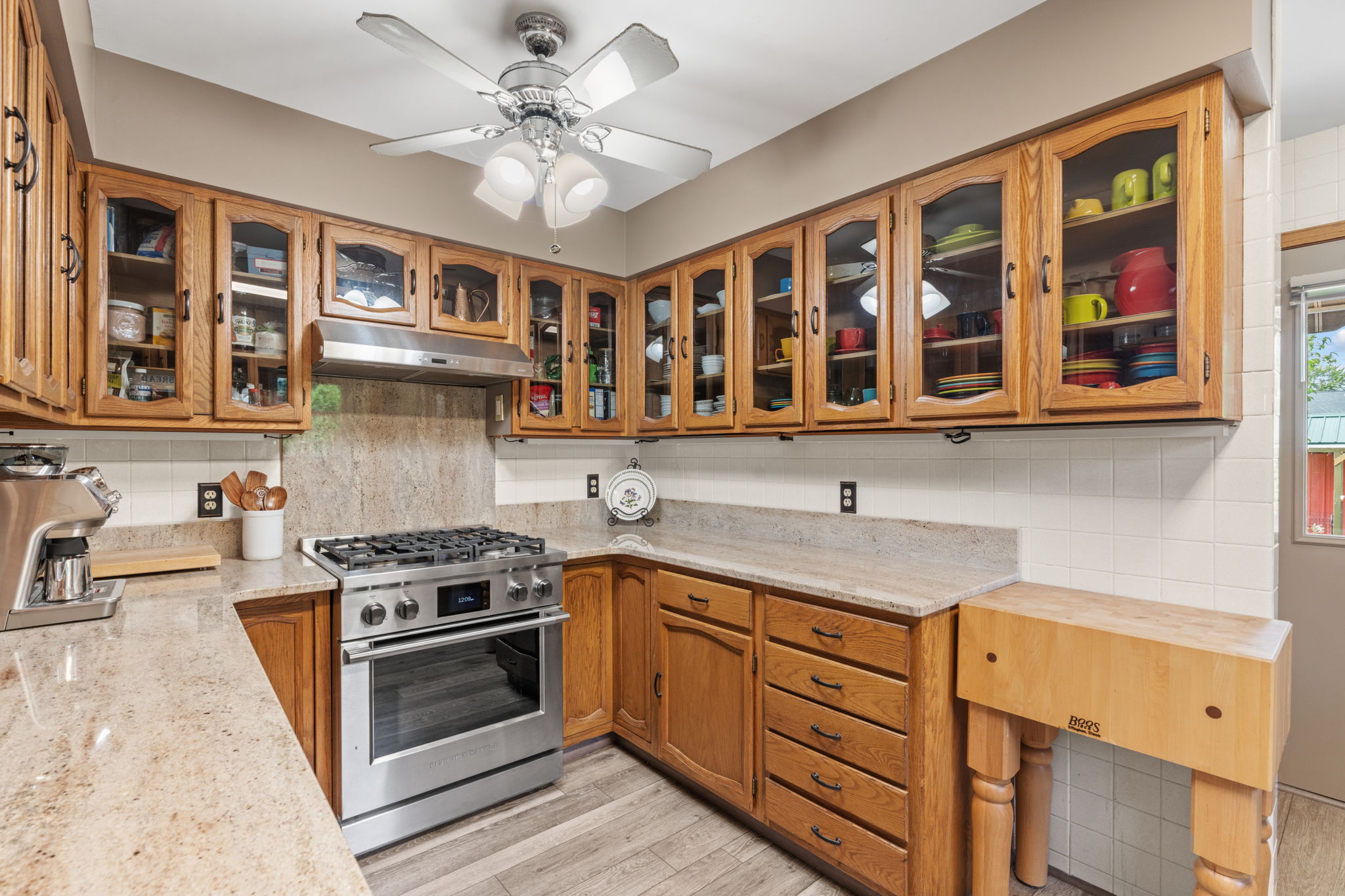  Scenic Chalet Retreat with Unforgettable Lake Pepin Views - 物件實景