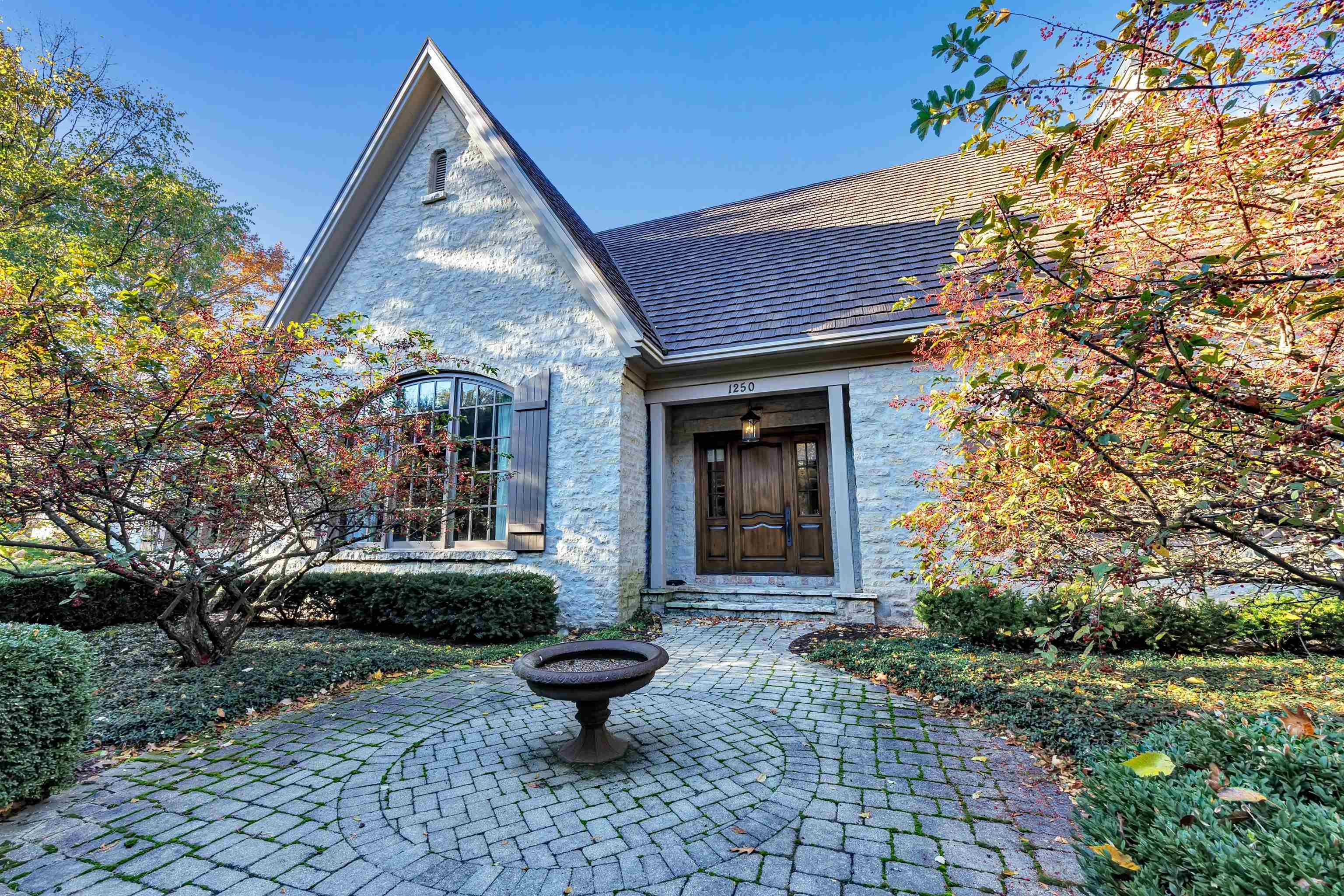 HOBART, Wisconsin, 54155, United States, 4 Bedrooms Bedrooms, ,7 BathroomsBathrooms,Residential,For Sale,1991559