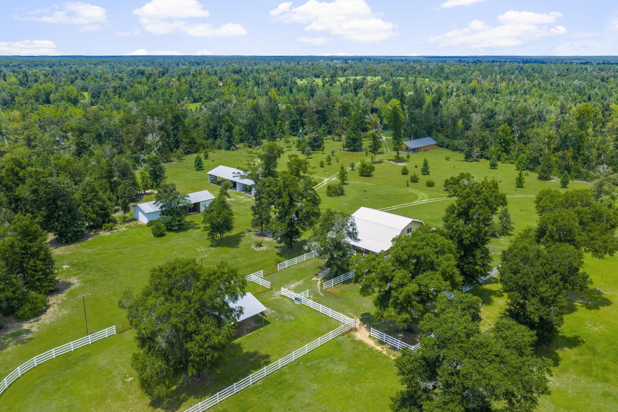 Youngstown, Florida, 32466, United States, 6 Bedrooms Bedrooms, ,6 BathroomsBathrooms,Residential,For Sale,1981831