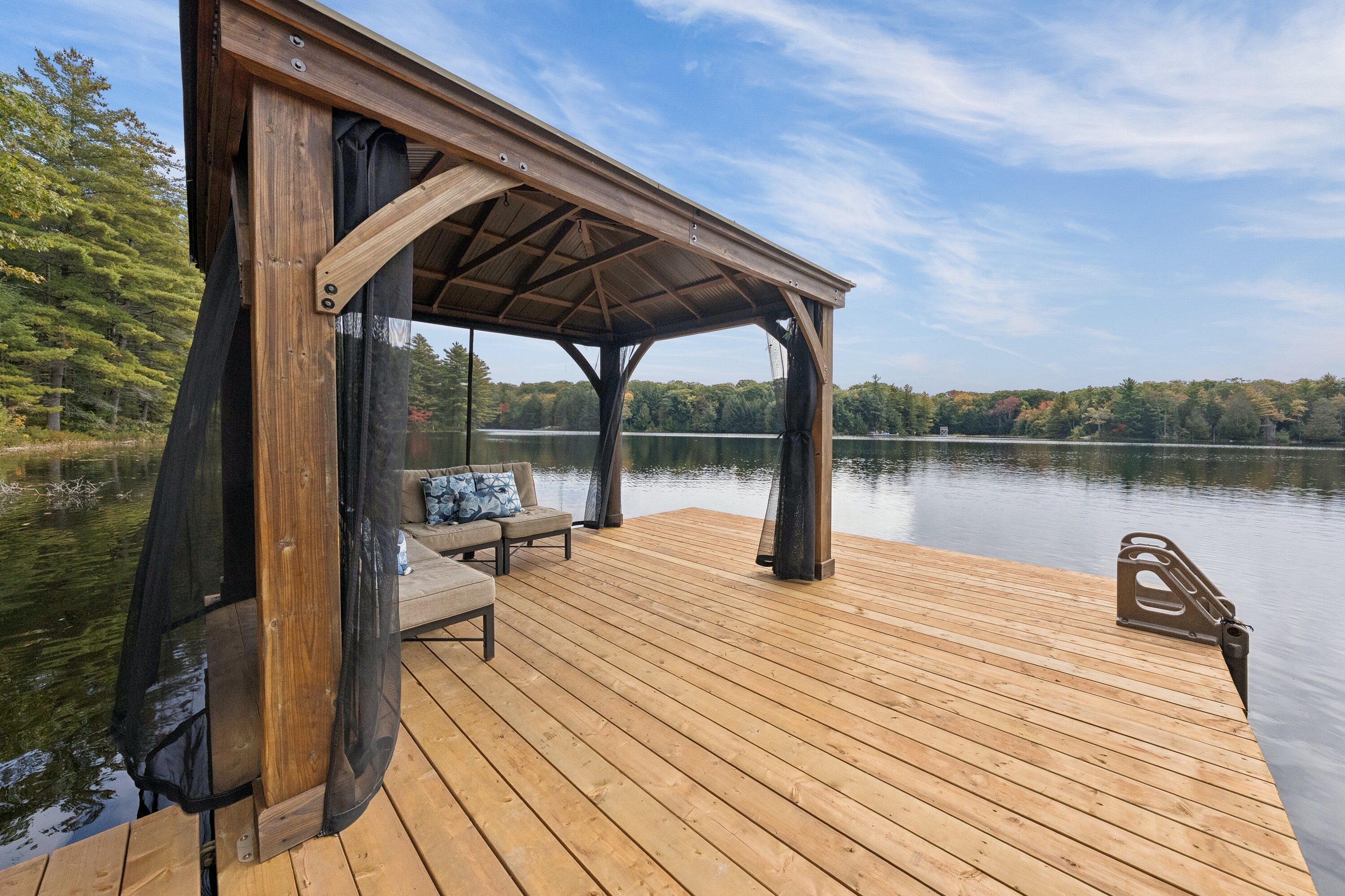  Executive Retreat on 45 Acres - 物件實景