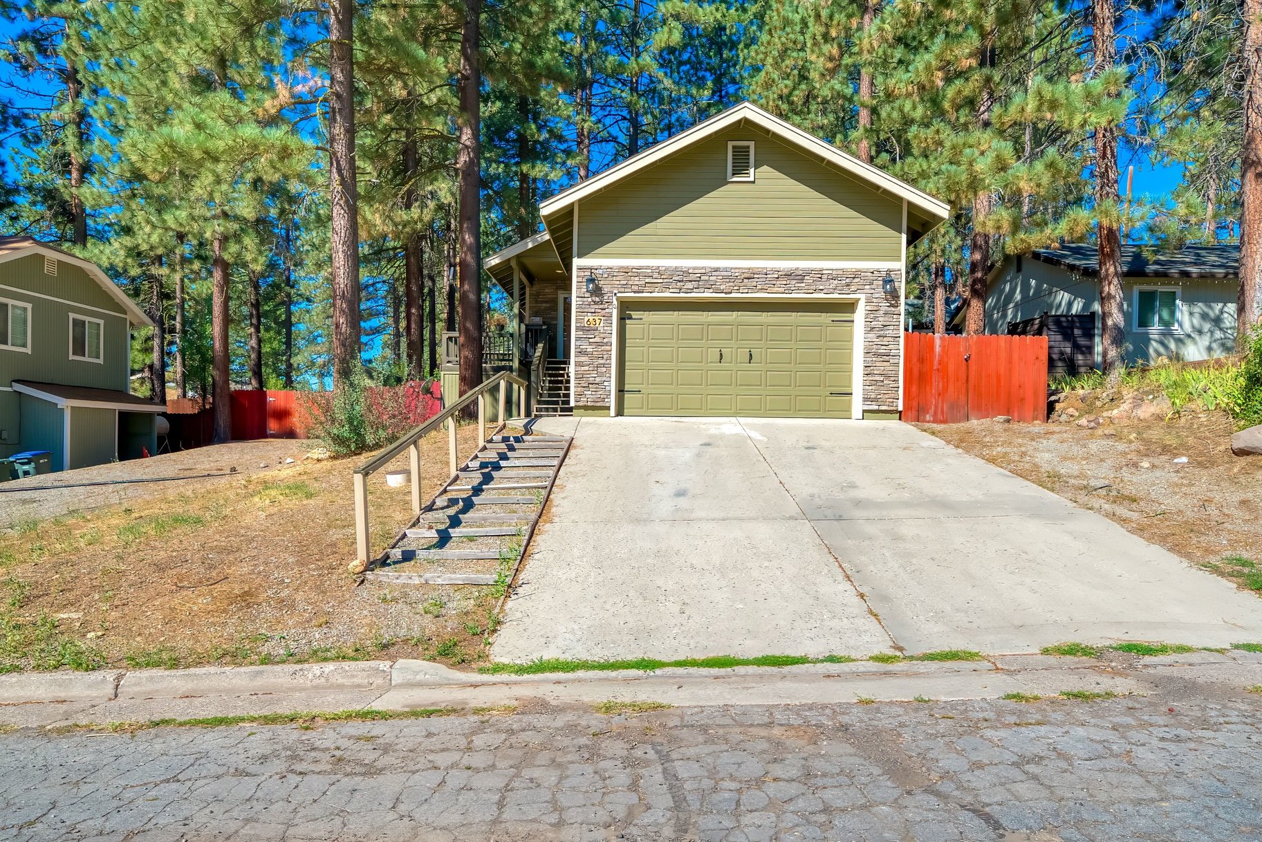  Affordable Home in the Heart of Portola, CA - 物件實景