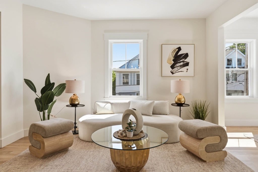 Watertown, Massachusetts, 02472, United States, 3 Bedrooms Bedrooms, ,3 BathroomsBathrooms,Residential,For Sale,2048404