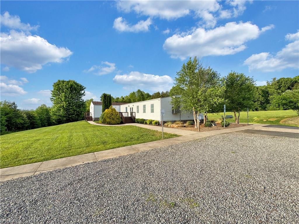 King, North Carolina, 27021, United States, ,Residential,For Sale,1941674