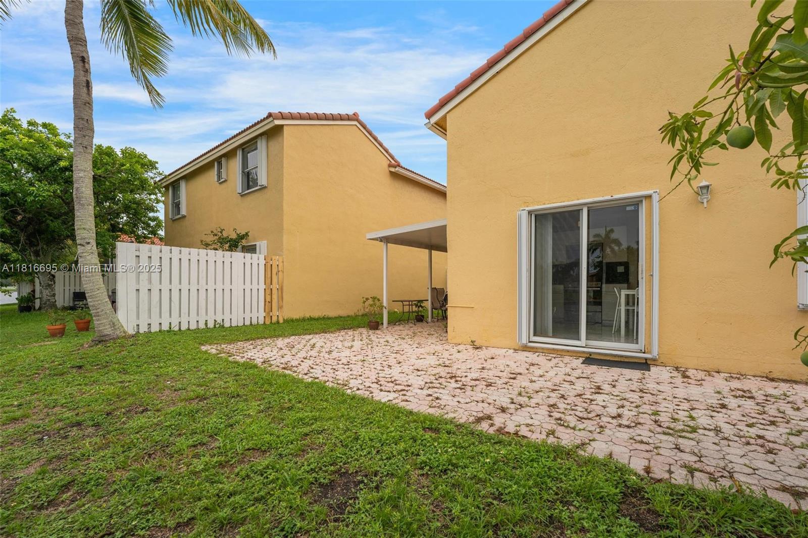 Sunrise, Florida, 33323, United States, 3 Bedrooms Bedrooms, ,3 BathroomsBathrooms,Residential,For Sale,1848108
