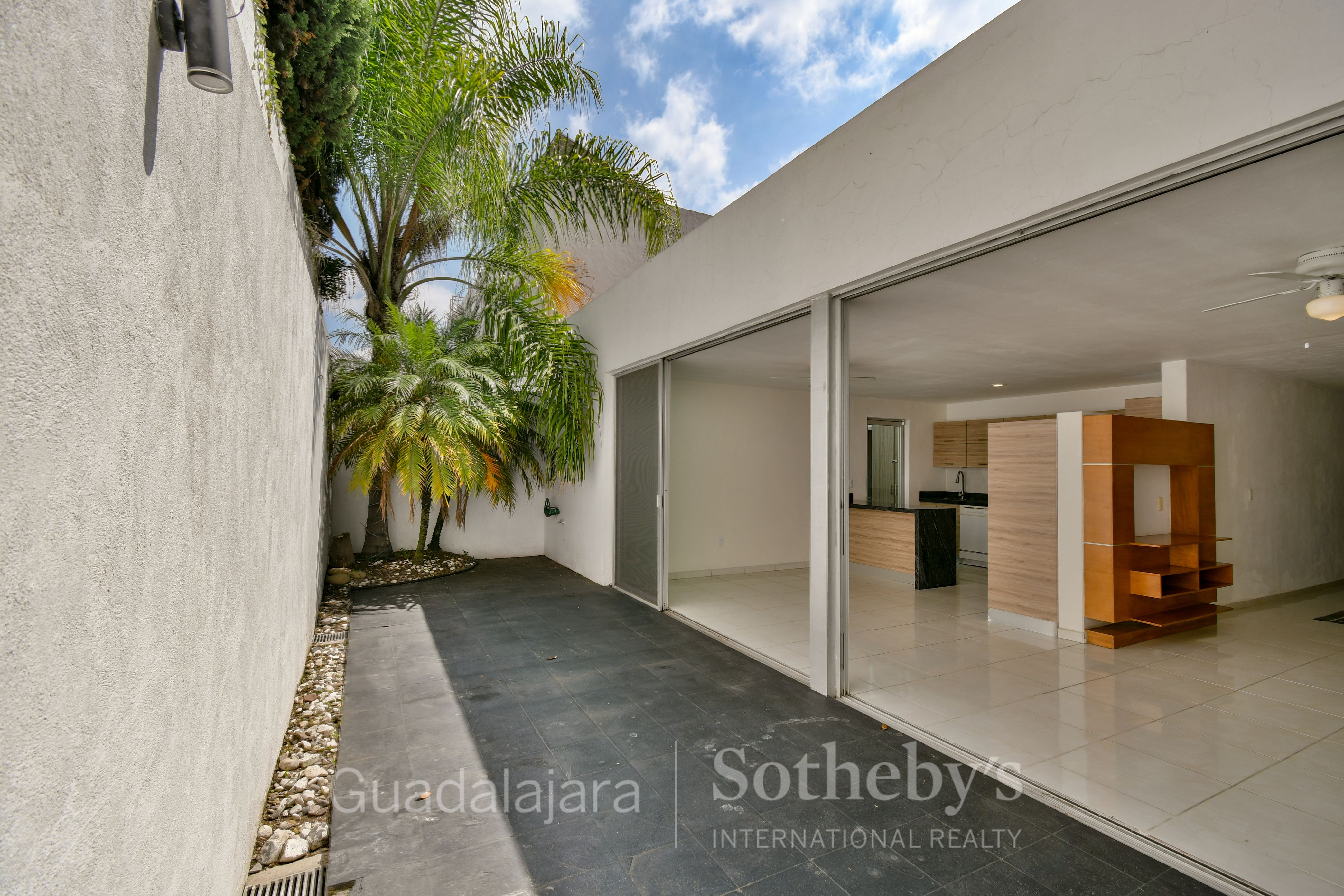 Casa duplex en condominio Puerta del Valle en venta - 物件實景