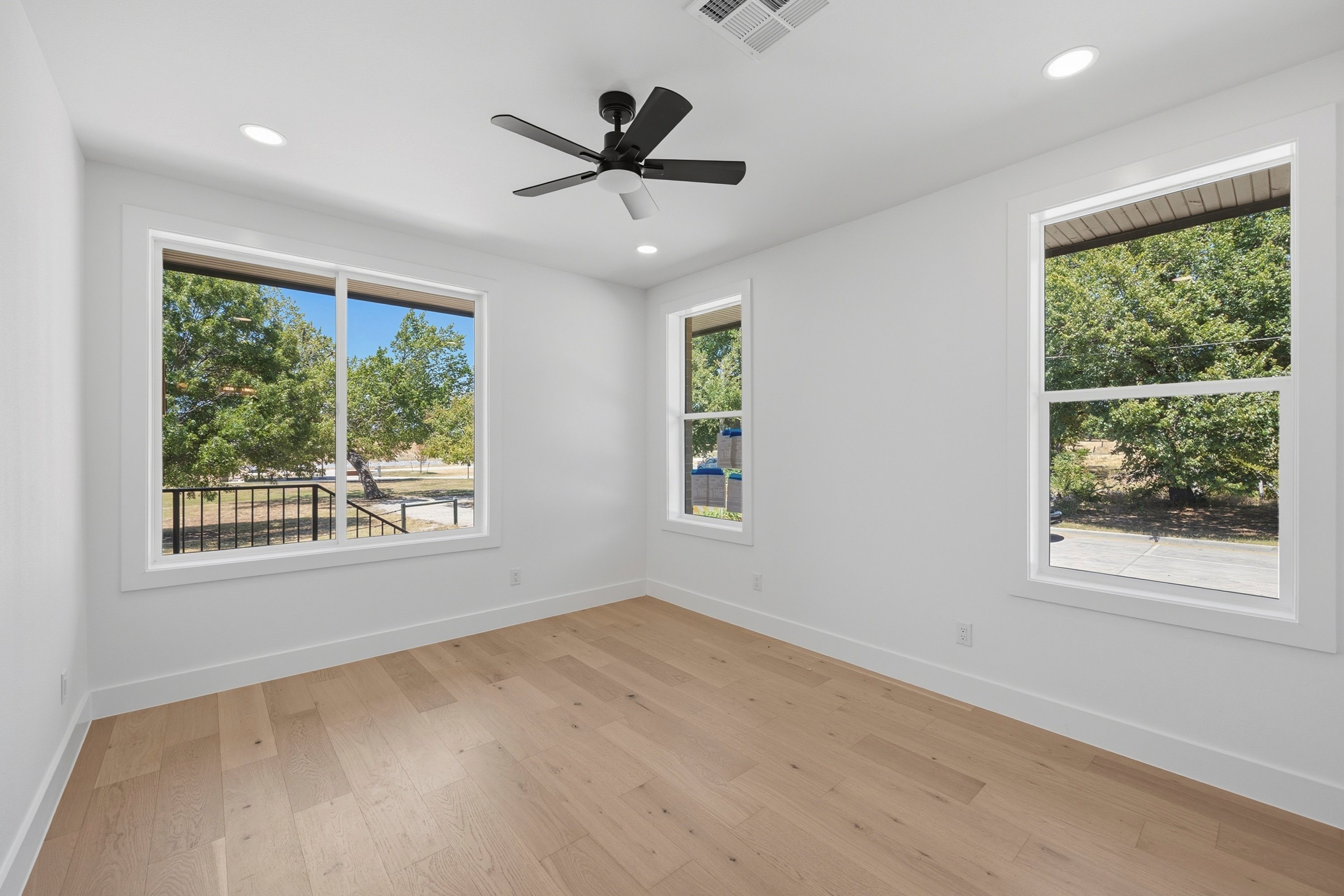  400 Vista Buena Trail, Fort Worth, TX, 76111 - 物件實景