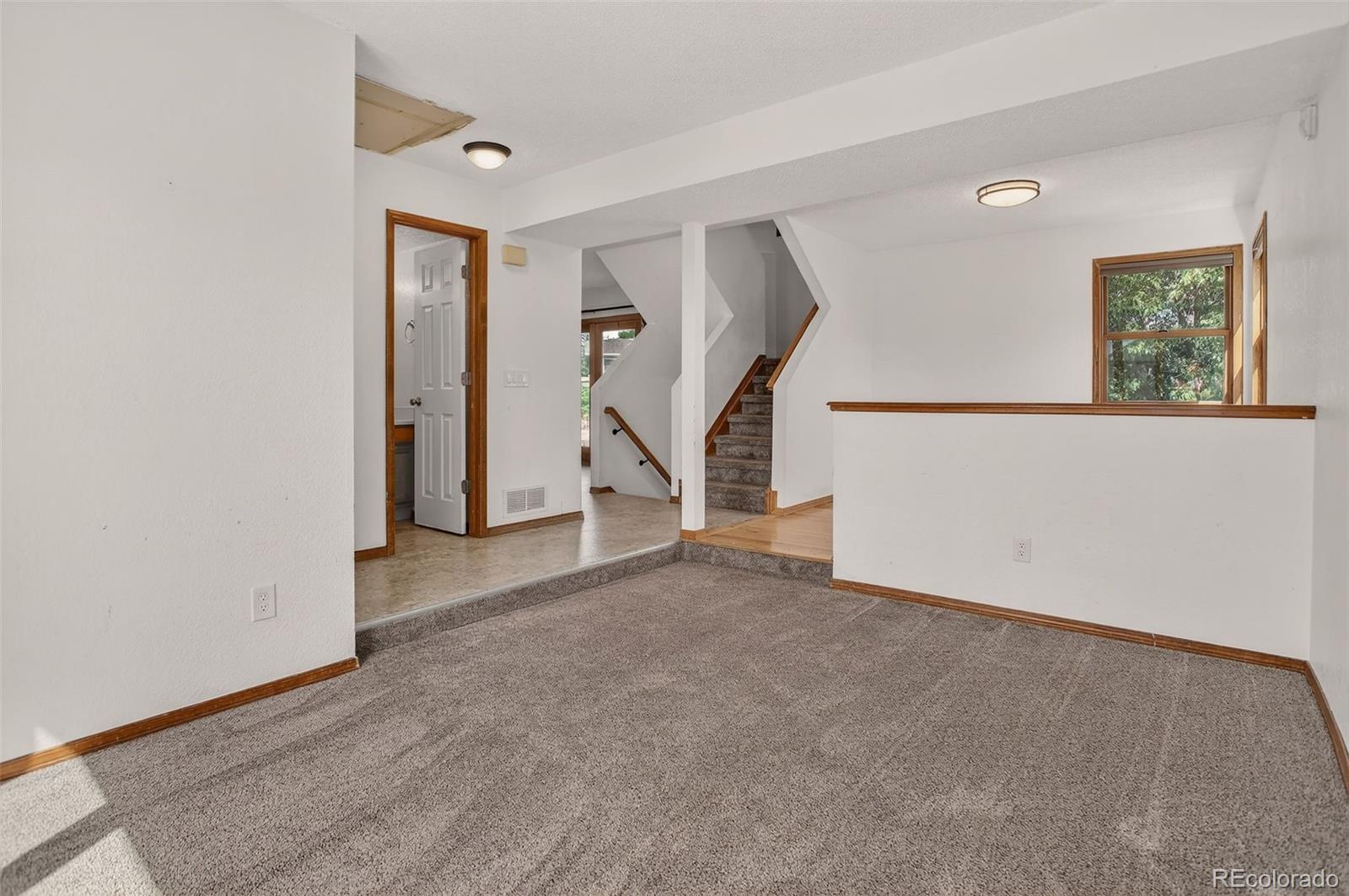 Thornton, Colorado, 80229, United States, 5 Bedrooms Bedrooms, ,2 BathroomsBathrooms,Residential,For Sale,1891126