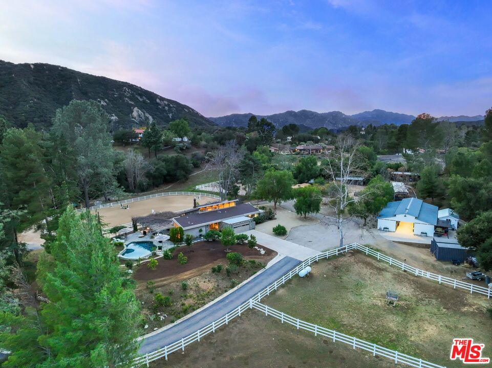 Calabasas, California, 91302, United States, 3 Bedrooms Bedrooms, ,2 BathroomsBathrooms,Residential,For Sale,1723181