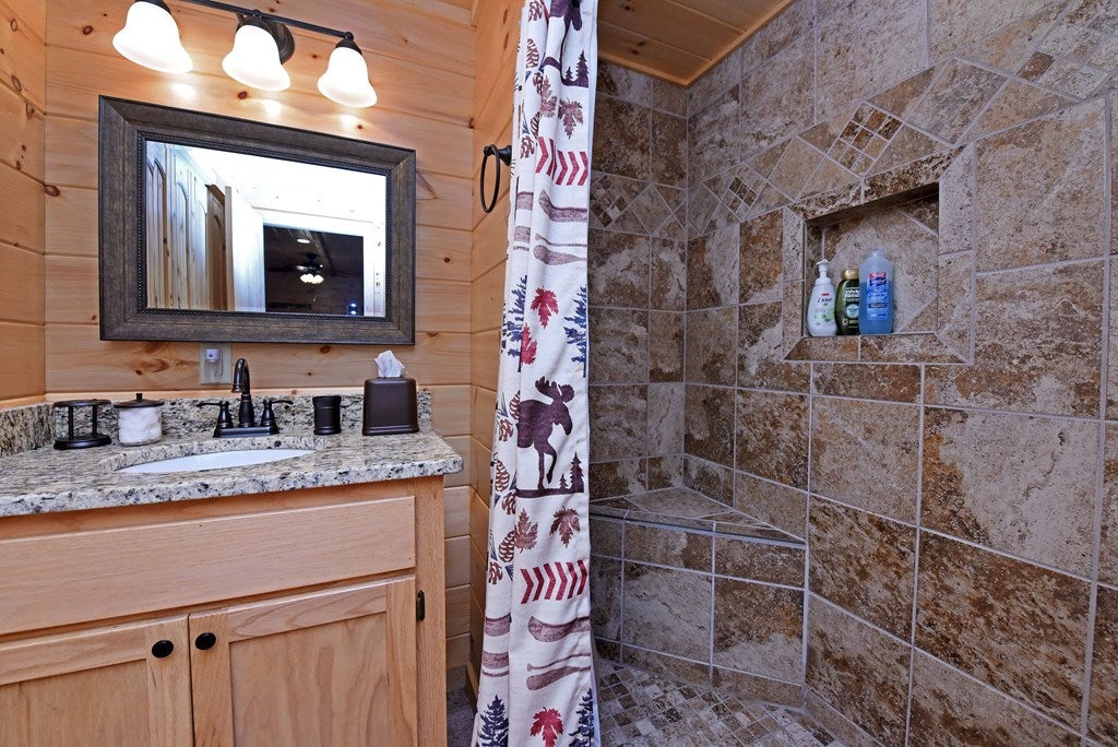 Morganton, Georgia, 30560, United States, 3 Bedrooms Bedrooms, ,3 BathroomsBathrooms,Residential,For Sale,2001916