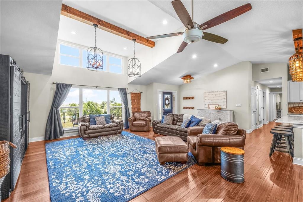 Weatherford, Texas, 76086, United States, 4 Bedrooms Bedrooms, ,3 BathroomsBathrooms,Residential,For Sale,1944820