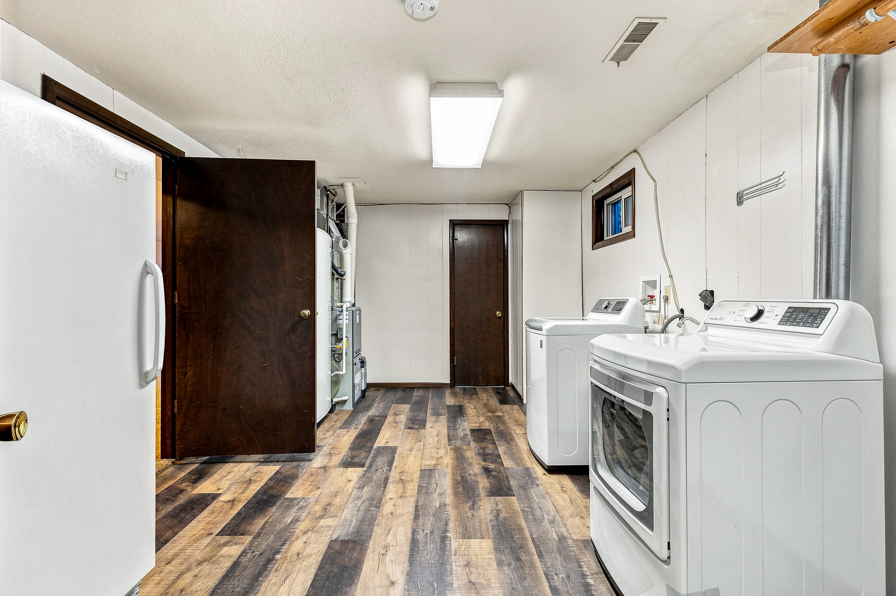  885 E Tietan St - 物件實景