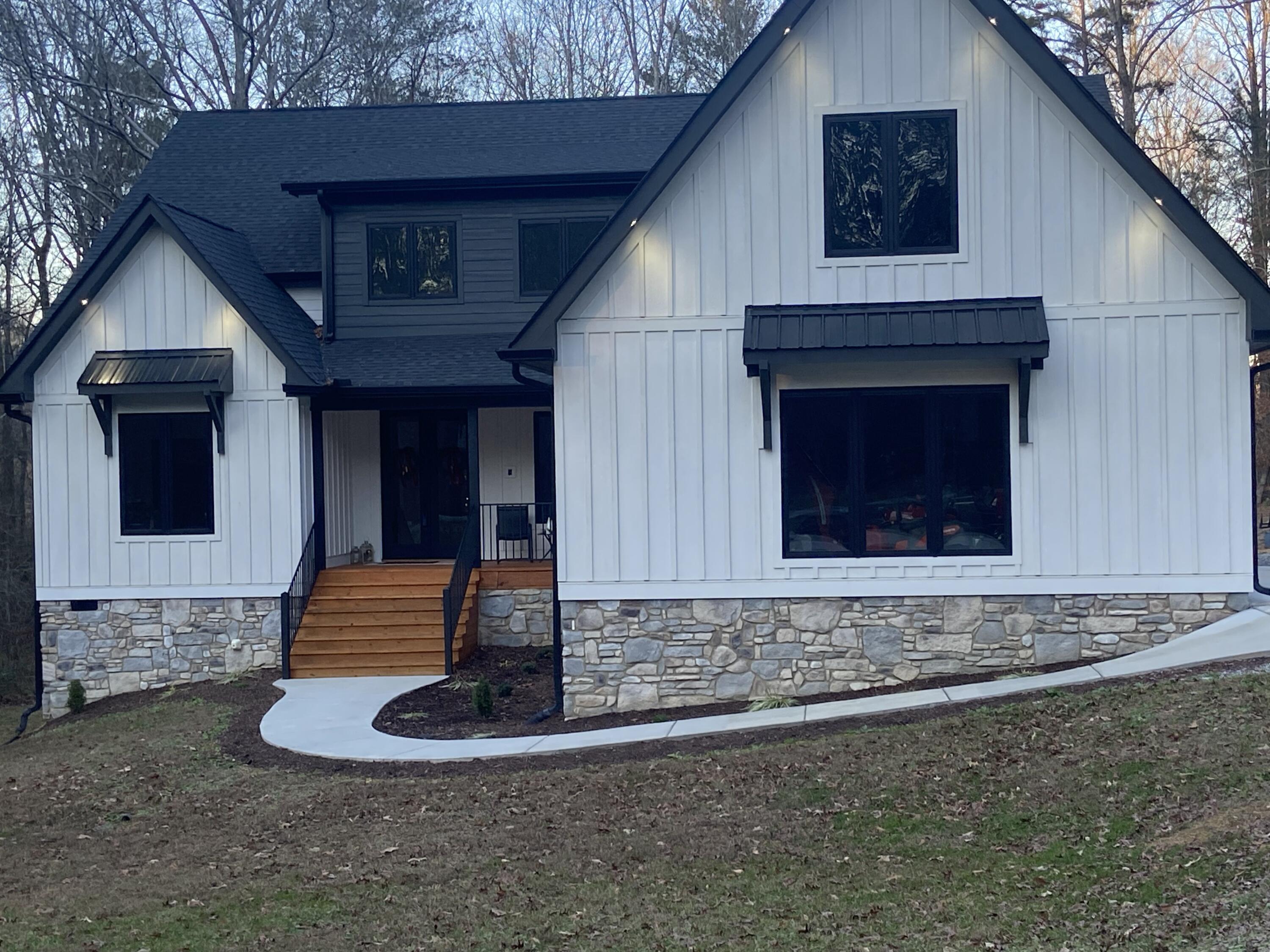 Whitwell, Tennessee, 37397, United States, 3 Bedrooms Bedrooms, ,3 BathroomsBathrooms,Residential,For Sale,1980054