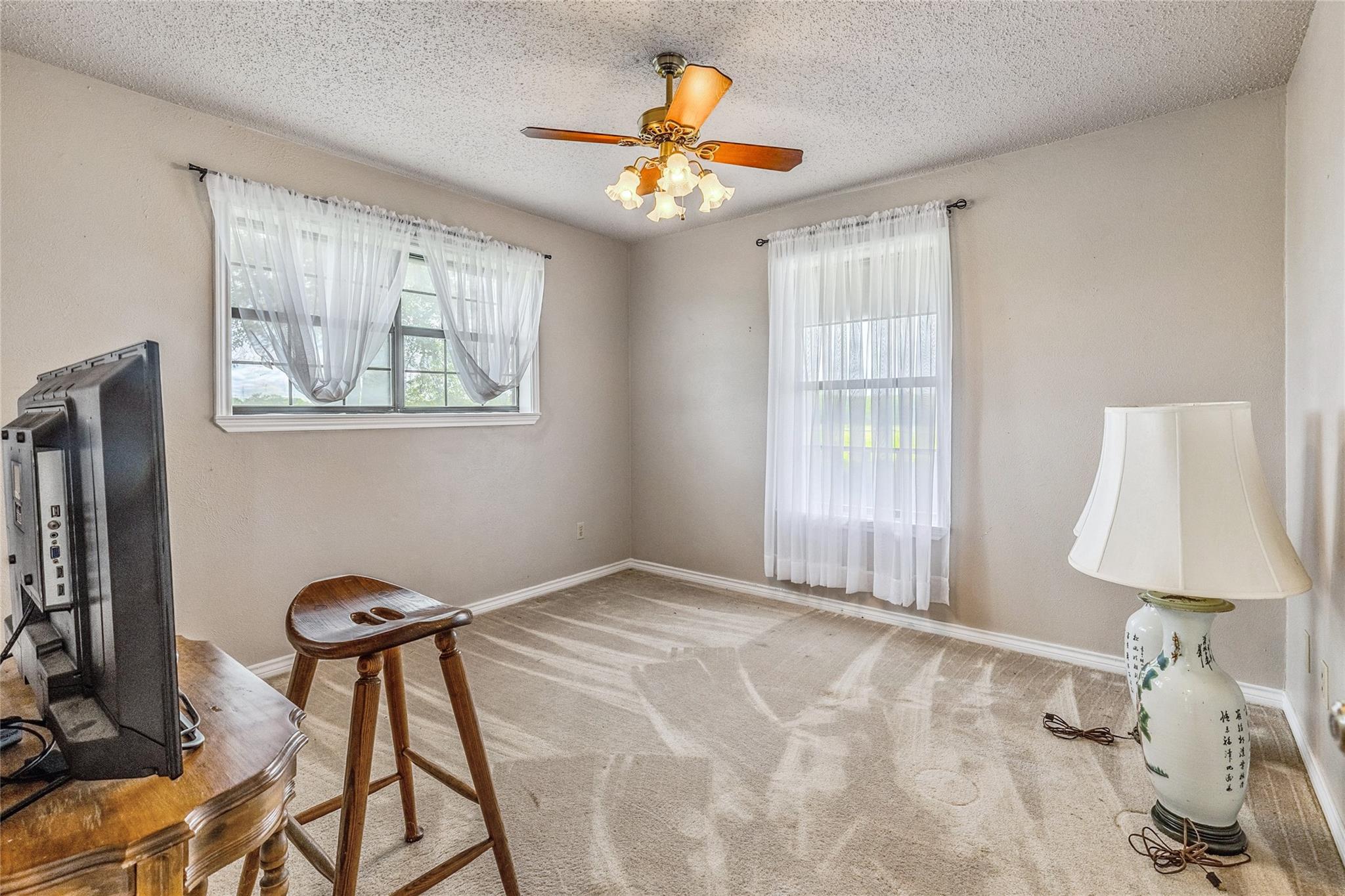Campbell, Texas, 75422, United States, 3 Bedrooms Bedrooms, ,2 BathroomsBathrooms,Residential,For Sale,2048181