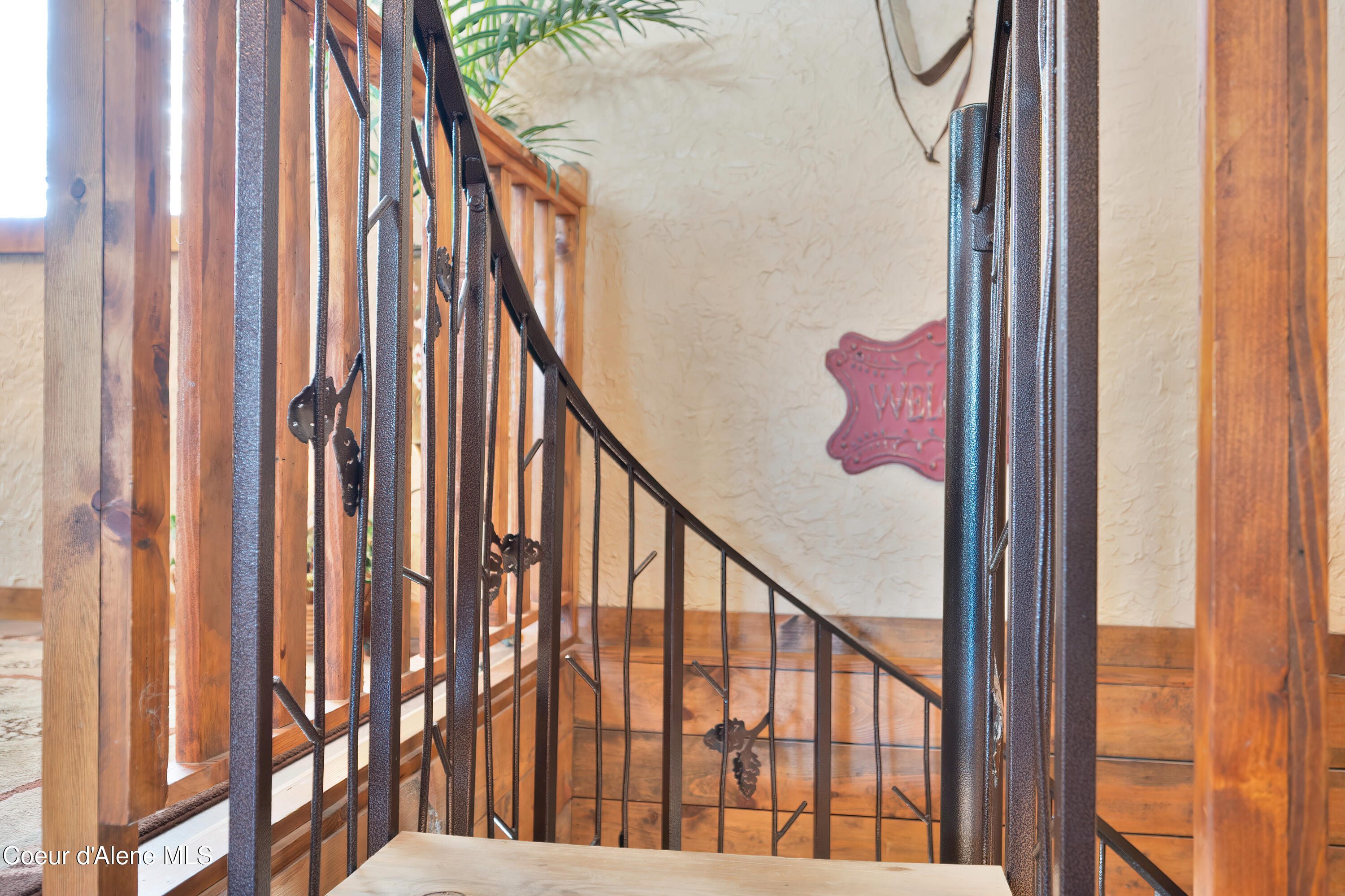 St. Maries, Idaho, 83861, United States, 3 Bedrooms Bedrooms, ,3 BathroomsBathrooms,Residential,For Sale,2011684