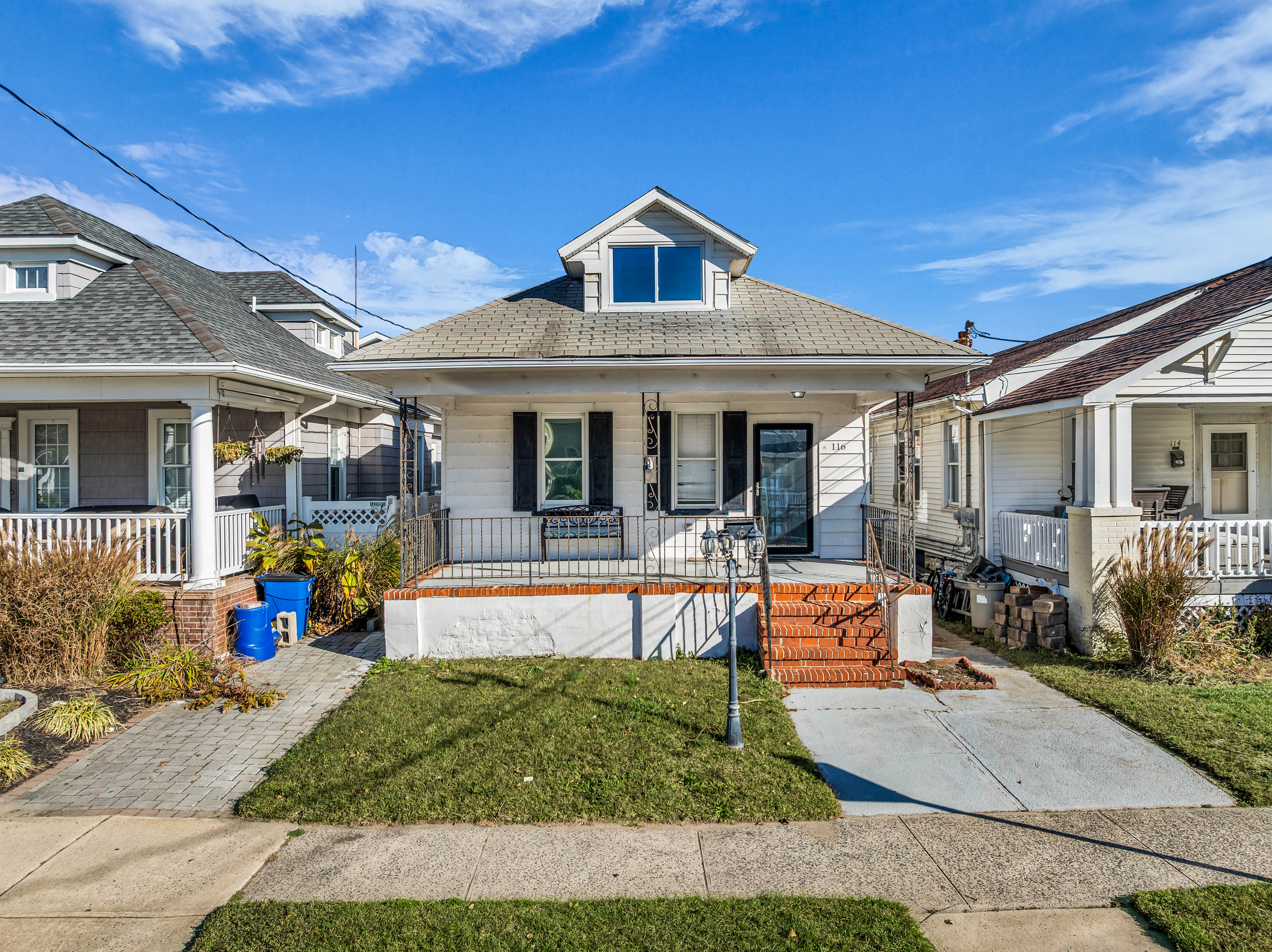 Belmar, New Jersey, 07719, United States, 4 Bedrooms Bedrooms, ,2 BathroomsBathrooms,Residential,For Sale,1989874