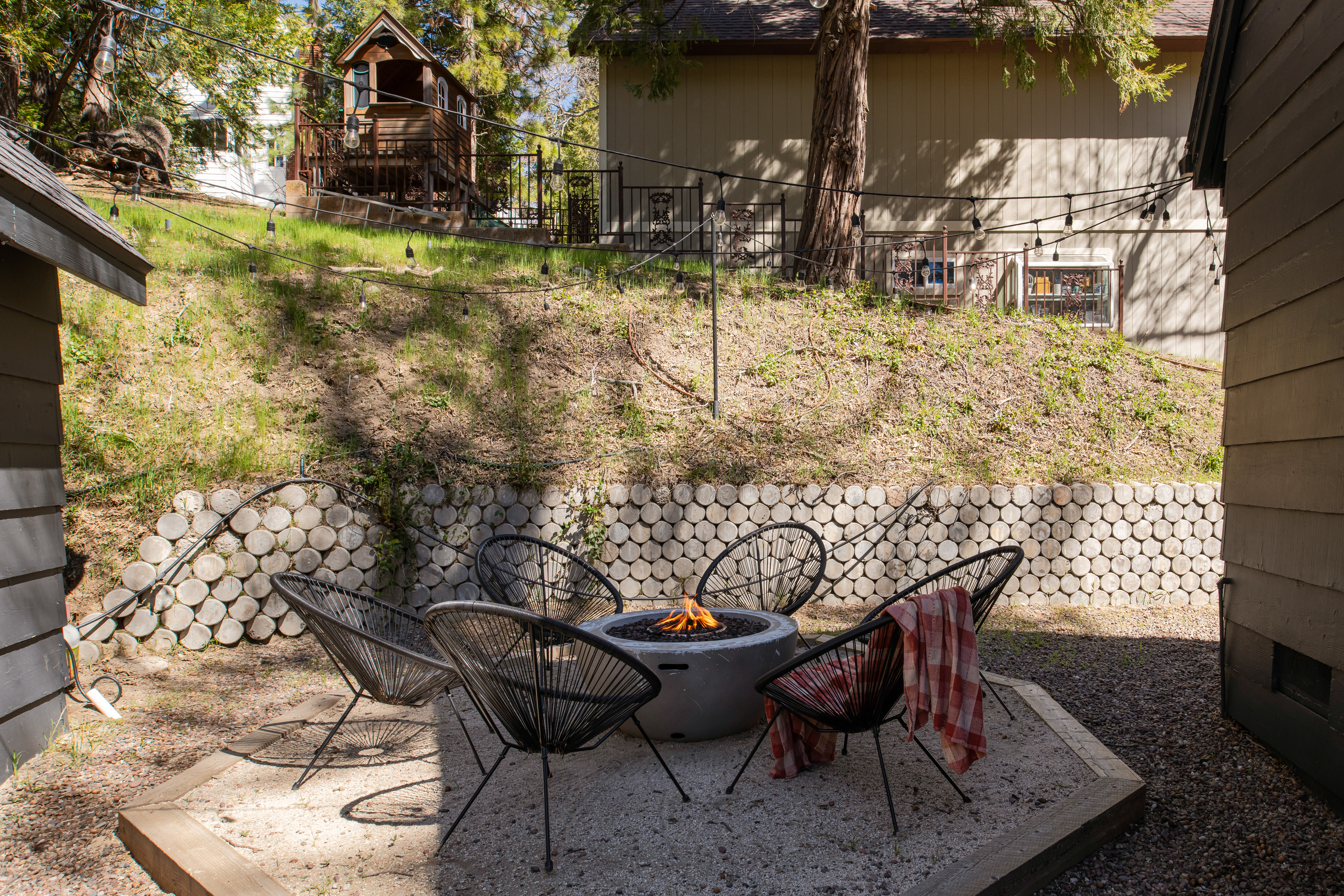  28989 Palisades Drive, Lake Arrowhead, CA 92352 - 物件實景