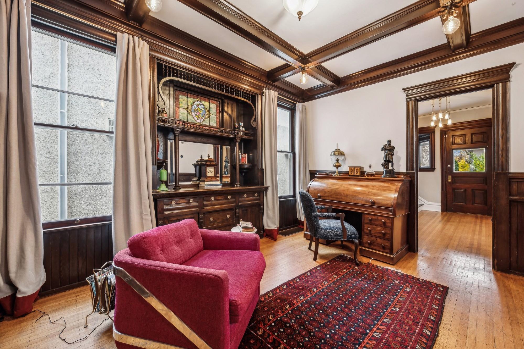 Minneapolis, Minnesota, 55408, United States, 4 Bedrooms Bedrooms, ,2 BathroomsBathrooms,Residential,For Sale,1898421