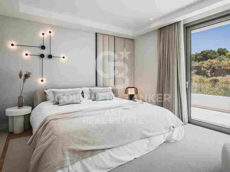 Estepona, Andalusia, ES, 5 Bedrooms Bedrooms, ,5 BathroomsBathrooms,Residential,For Sale,1796755
